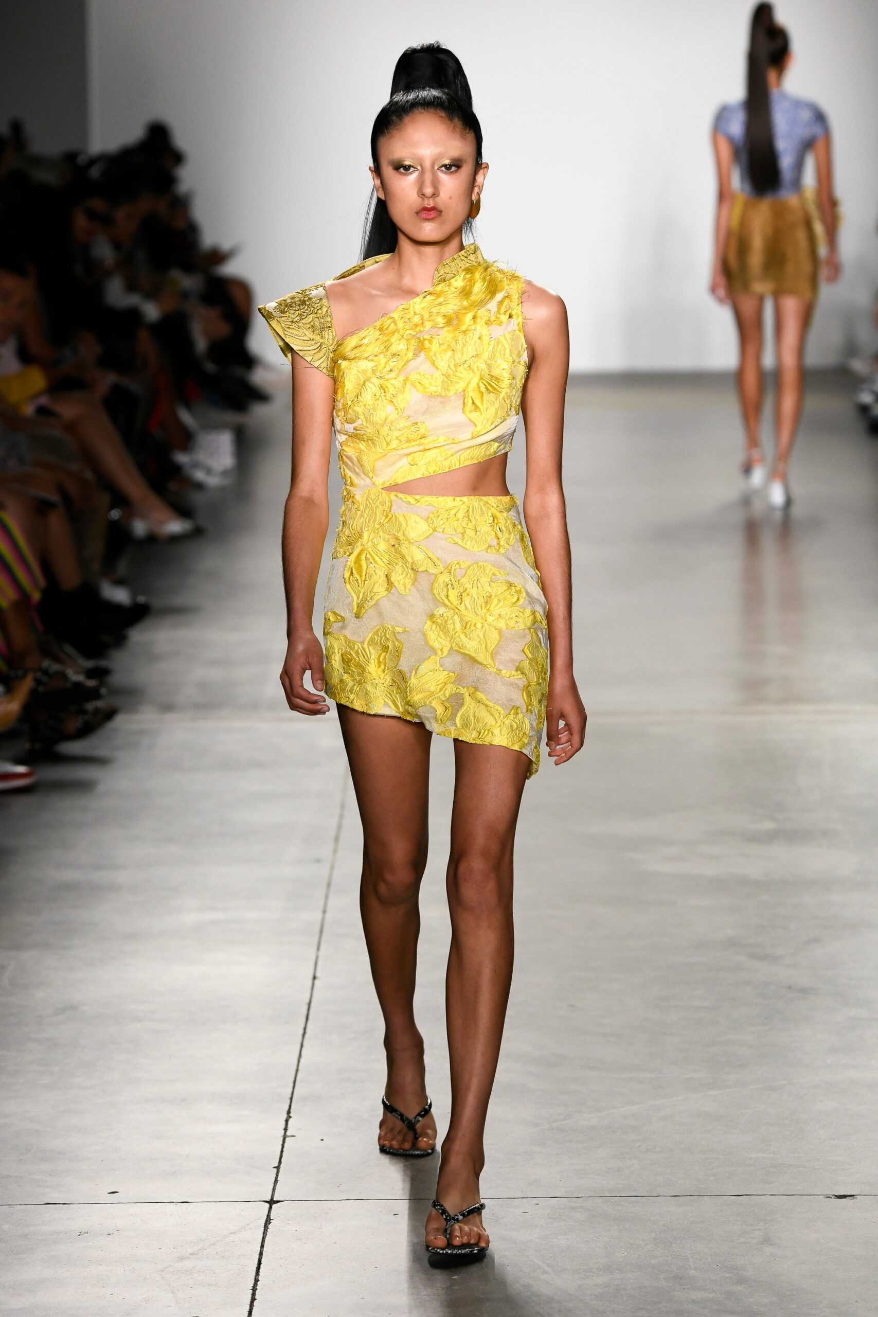 Kim Shui S/S 19 Look 34