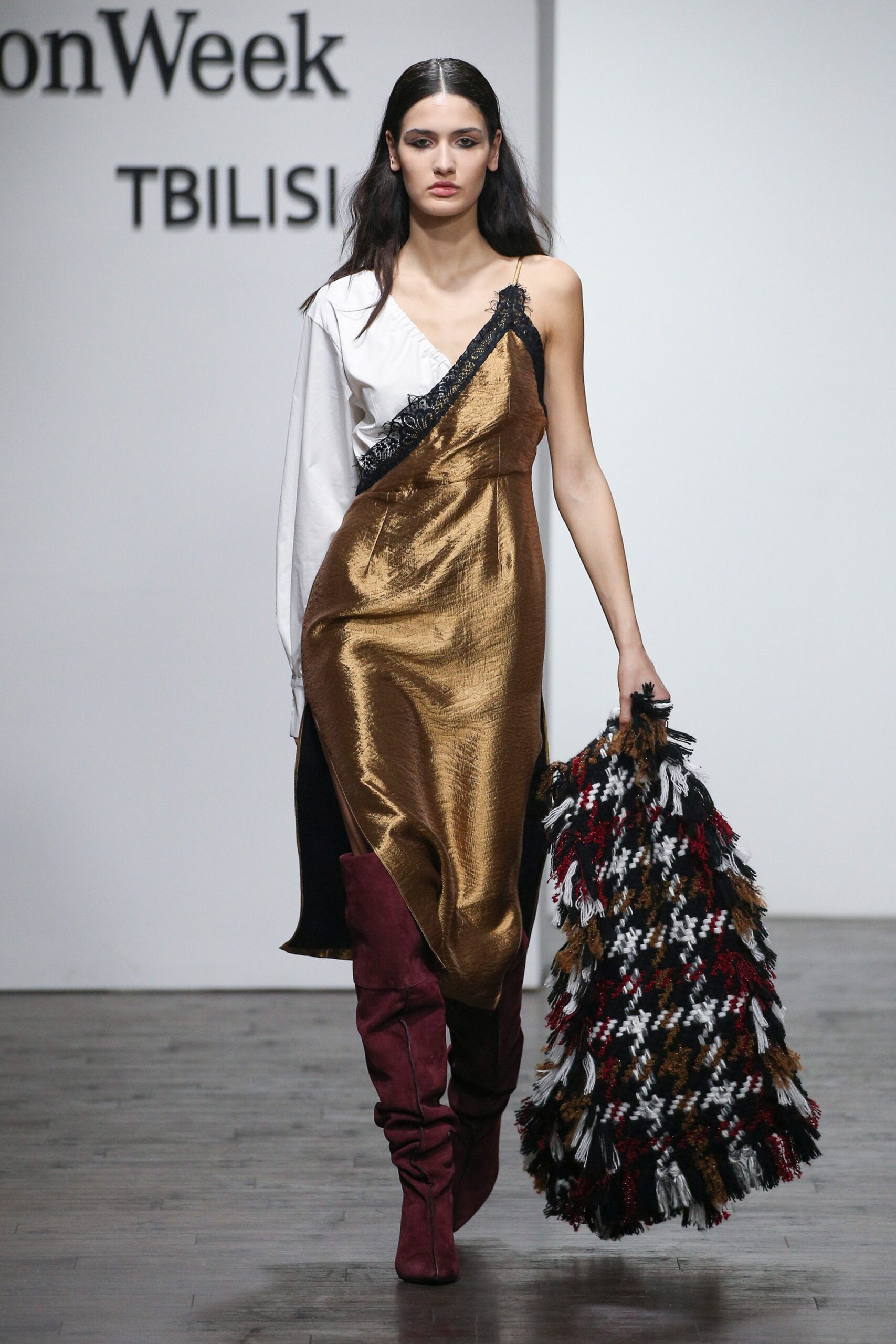 Lalo Tbilisi F/W 17 Look 24