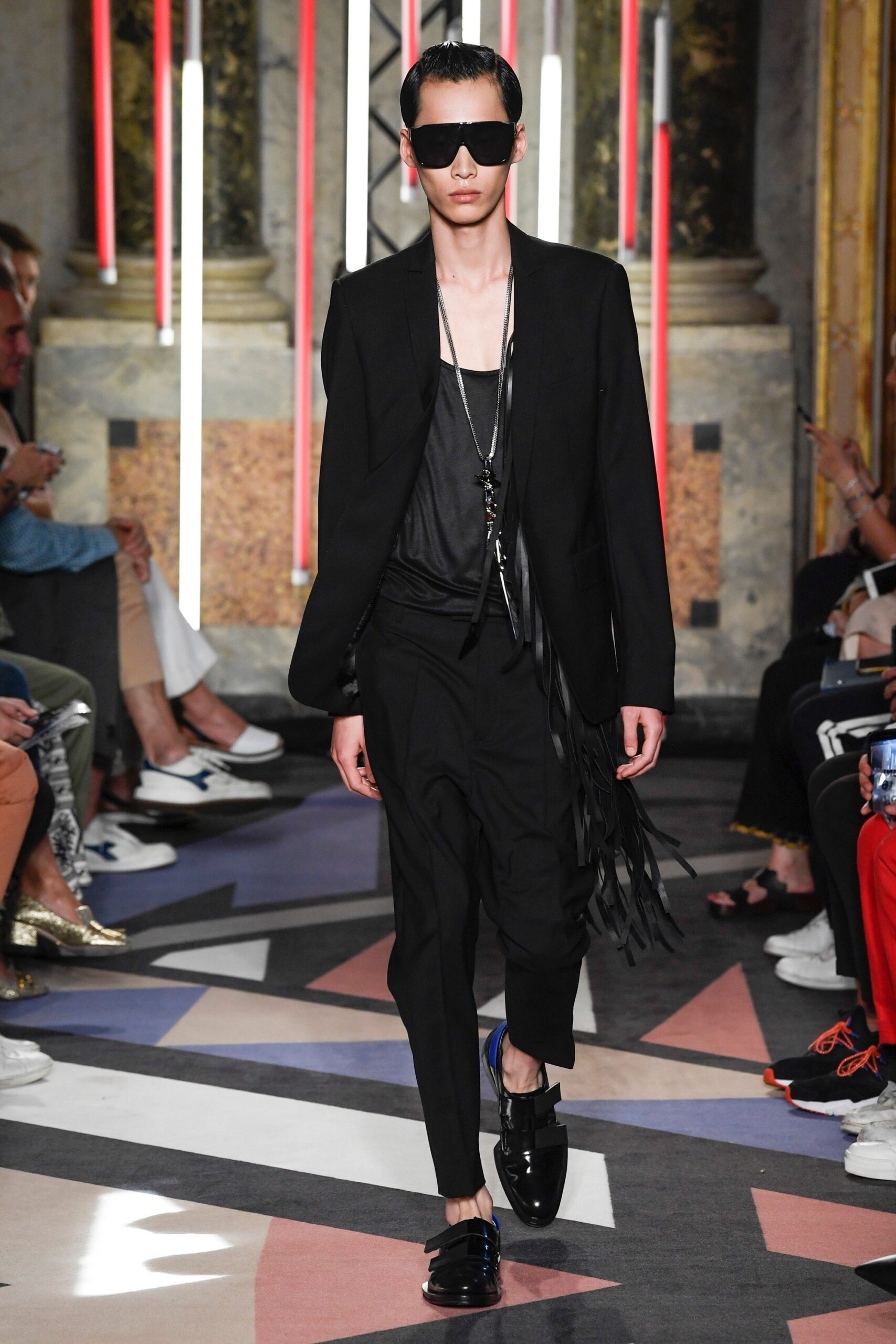 Les Hommes S/S 19 Menswear Look 5