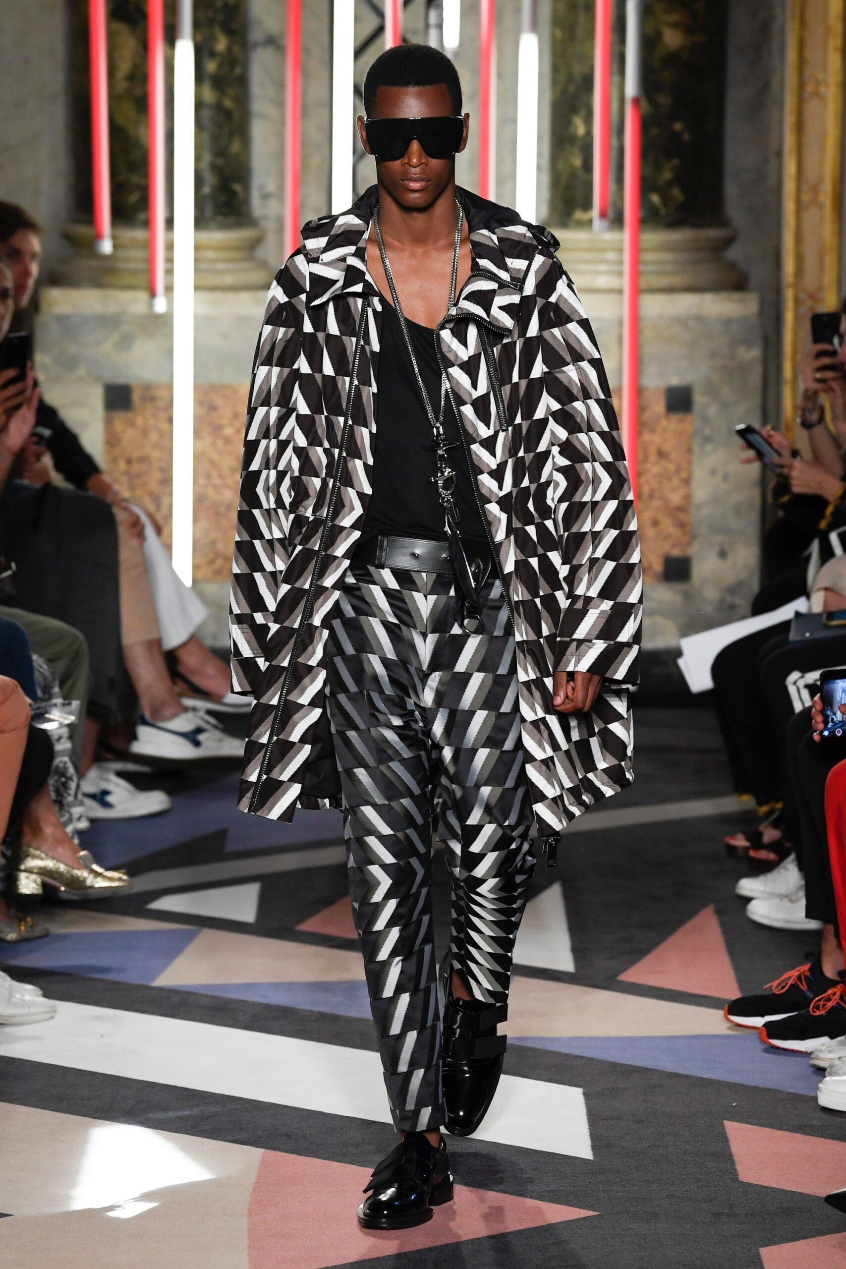 Les Hommes S/S 19 Menswear Look 7