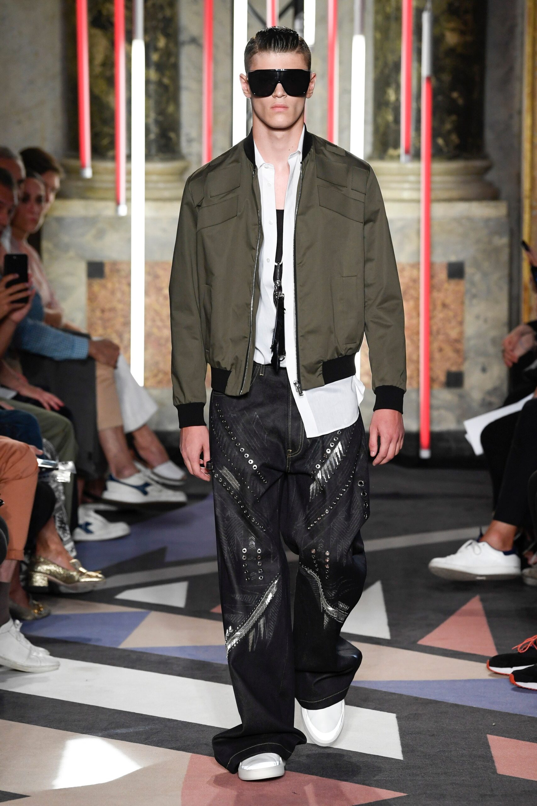 Les Hommes S/S 19 Menswear Look 12