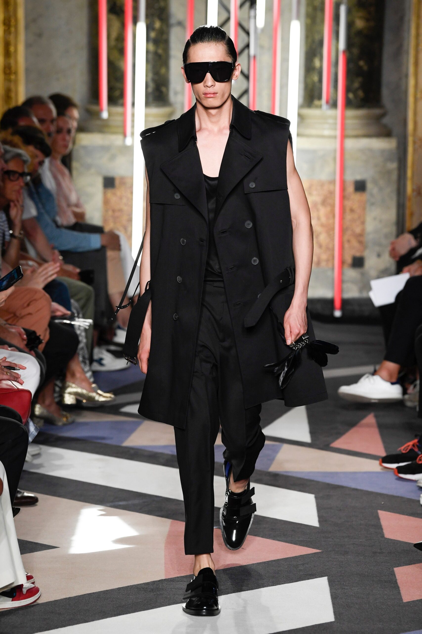 Les Hommes S/S 19 Menswear Look 14