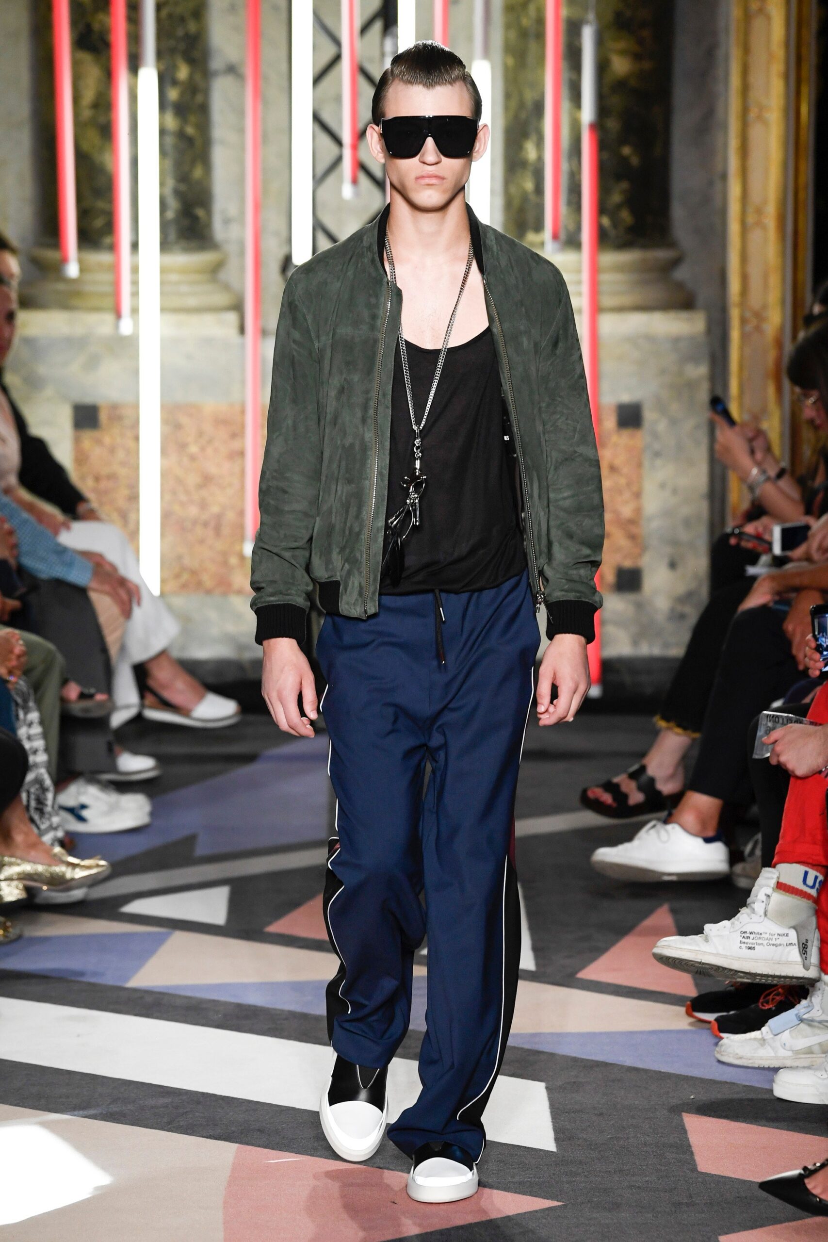Les Hommes S/S 19 Menswear Look 27