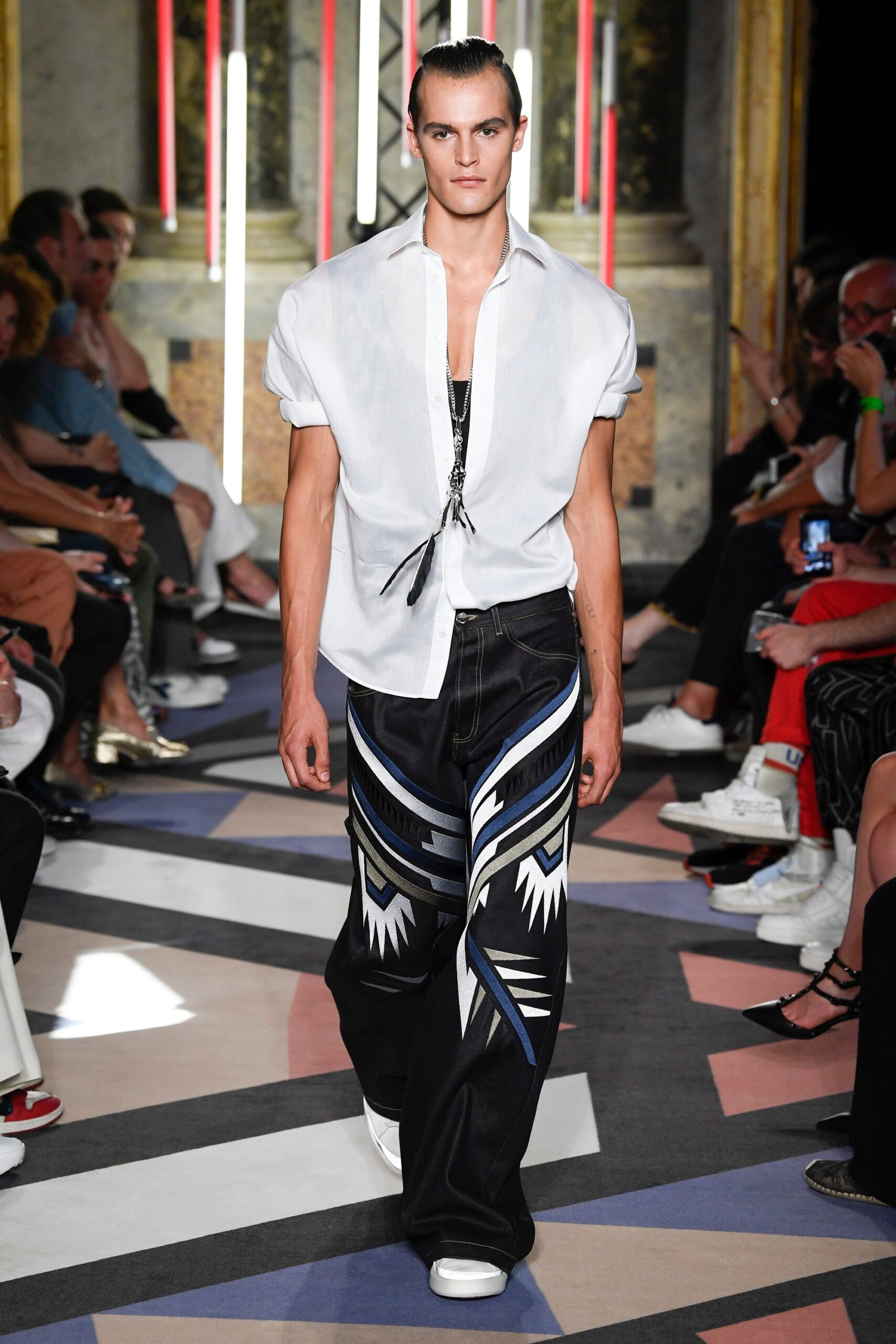 Les Hommes S/S 19 Menswear Look 30