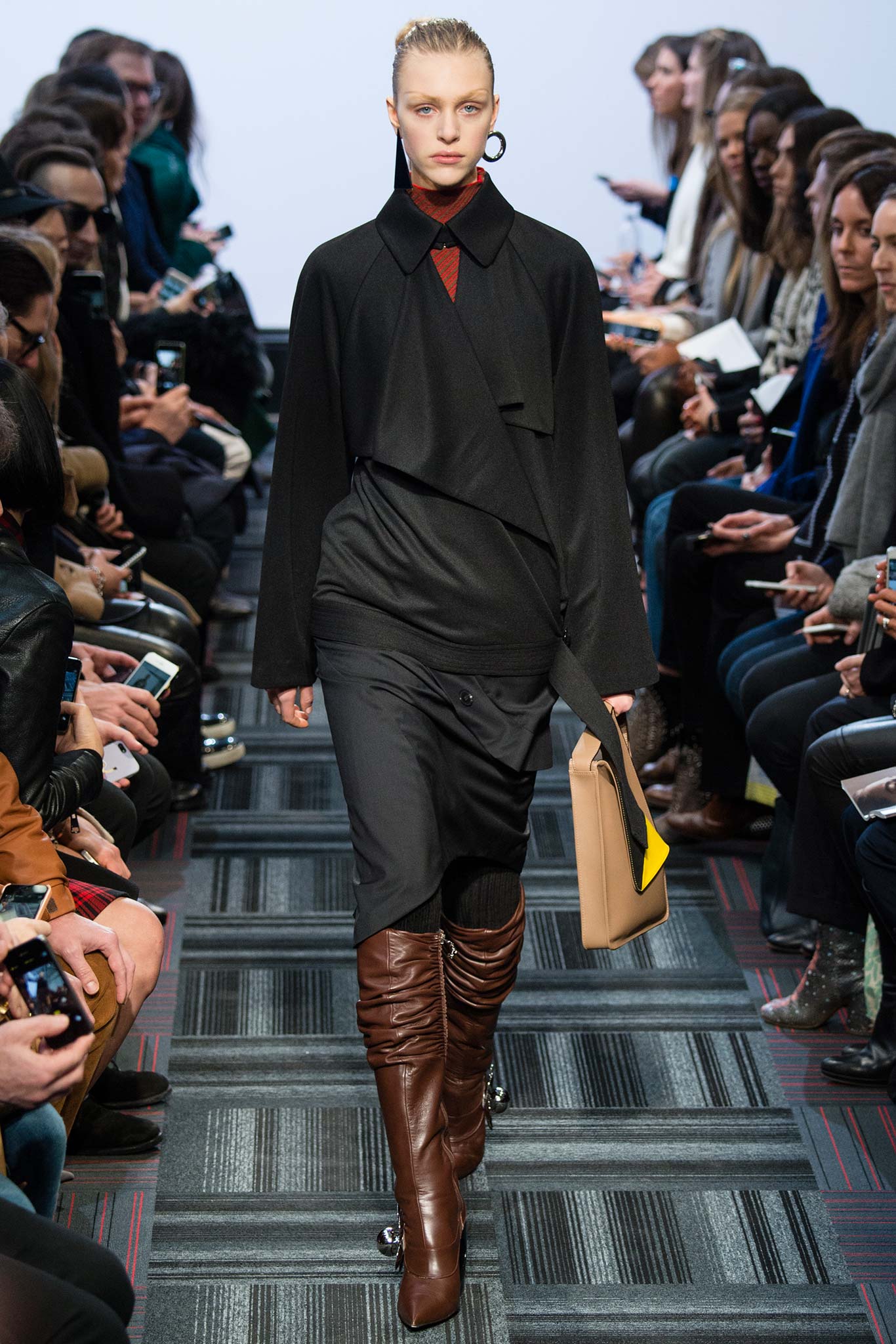JW Anderson F/W 15 Look 21