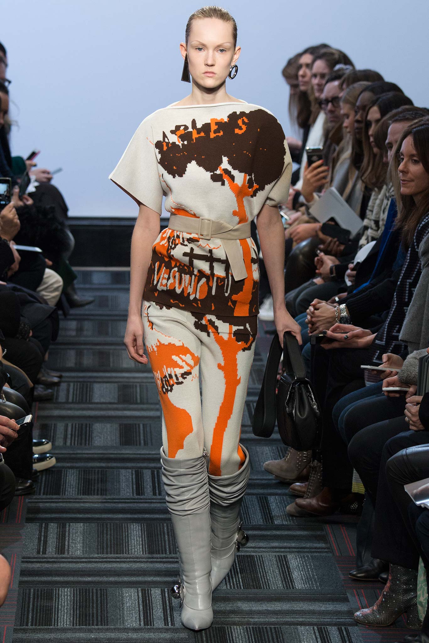 JW Anderson F/W 15 Look 31