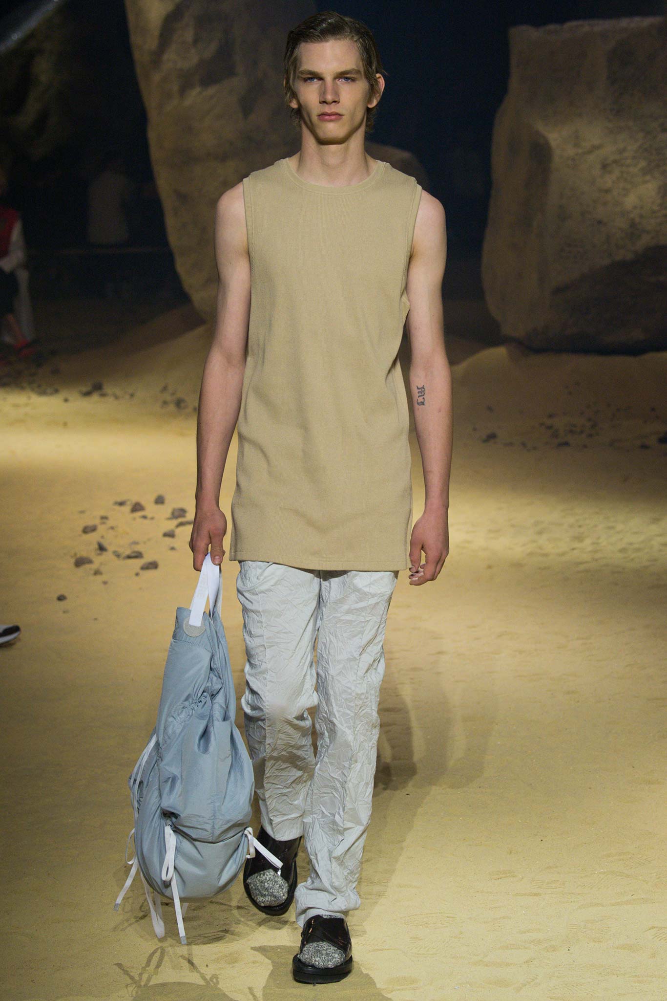 Kenzo S/S 16 Menswear Look 2