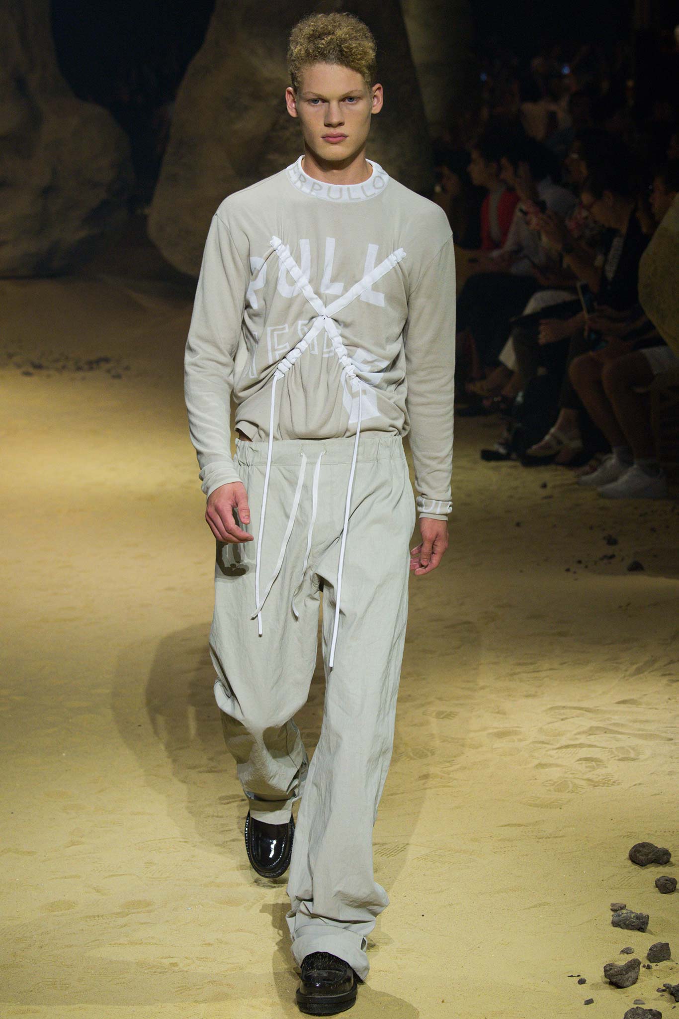 Kenzo S/S 16 Menswear Look 3