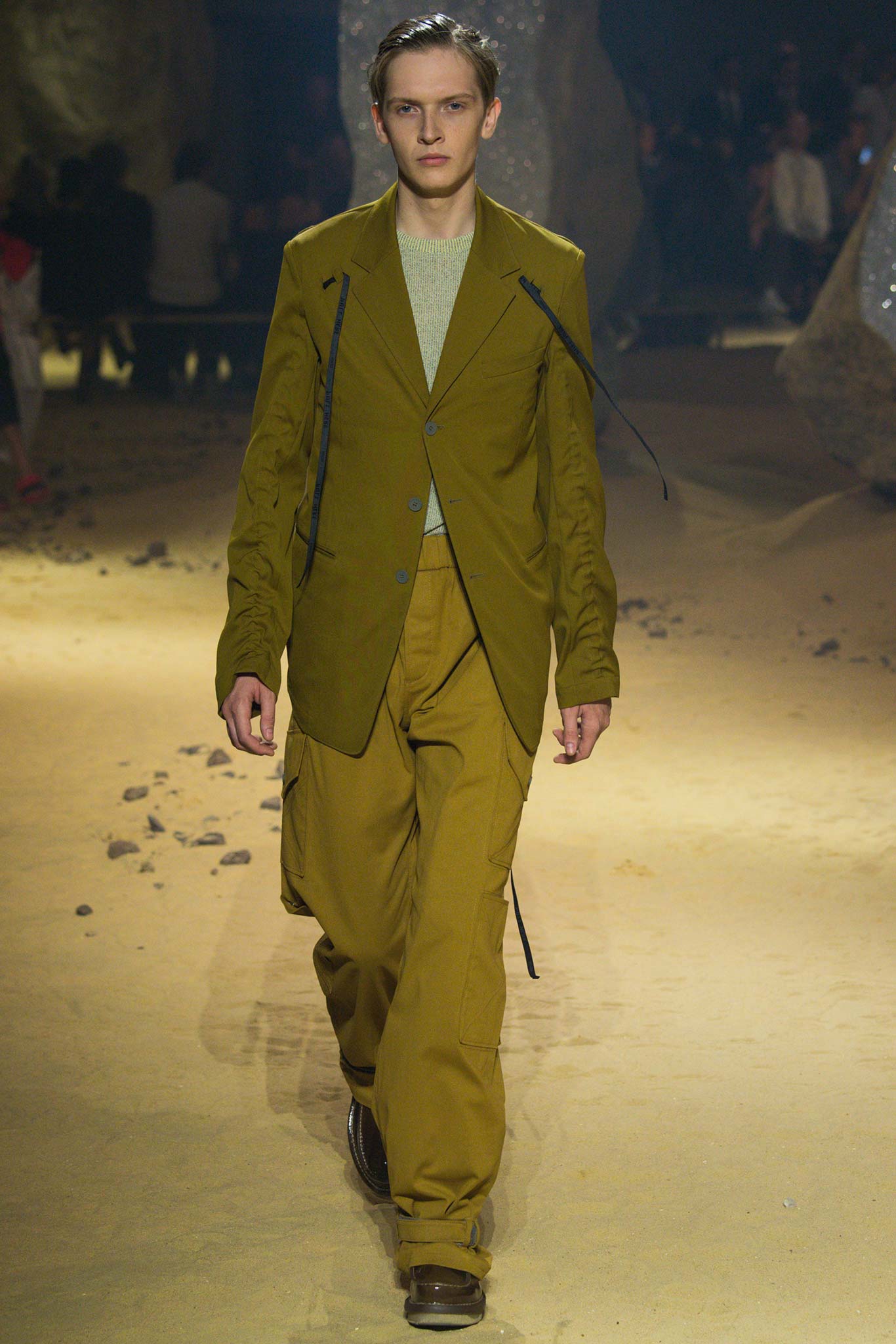 Kenzo S/S 16 Menswear Look 13