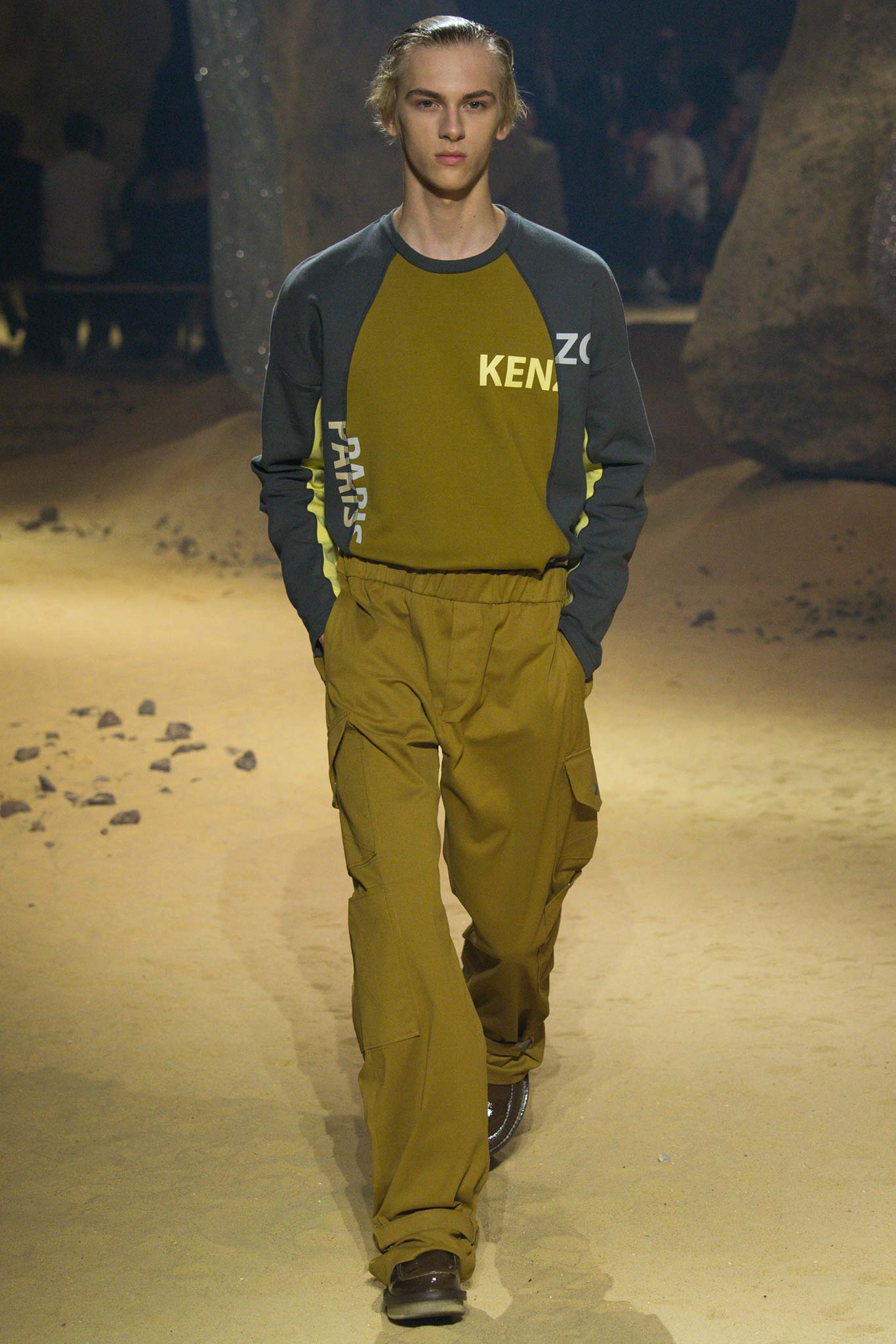 Kenzo S/S 16 Menswear Look 15