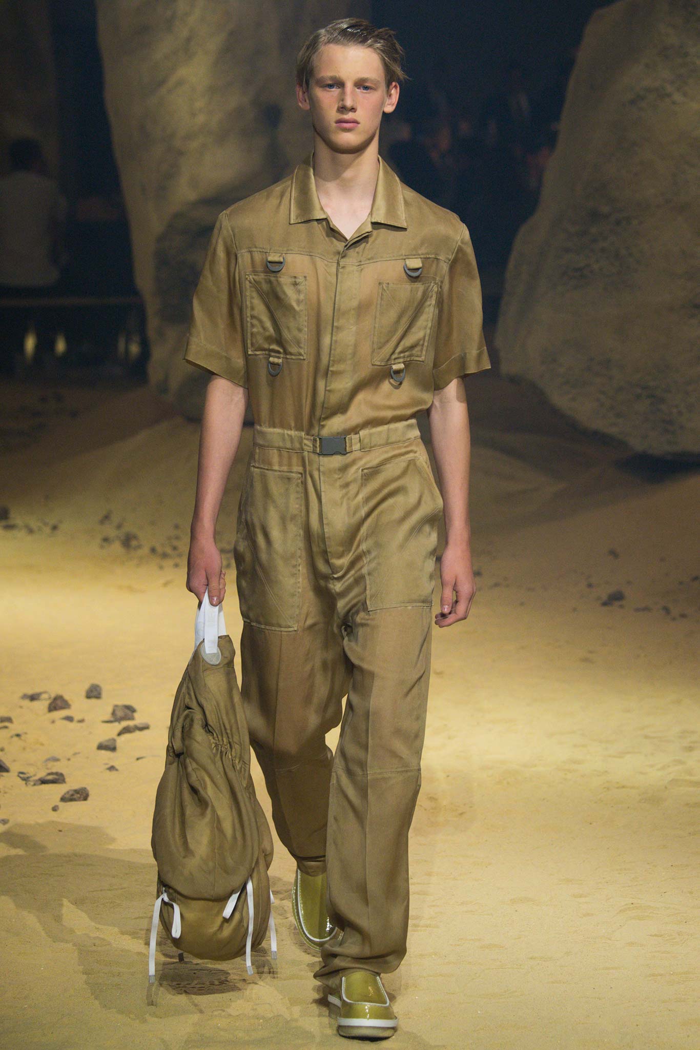 Kenzo S/S 16 Menswear Look 19