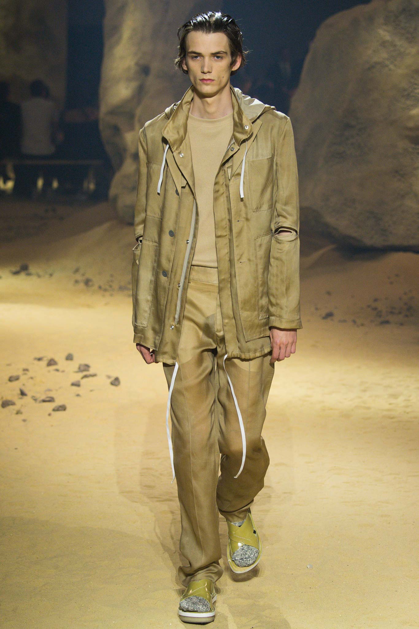 Kenzo S/S 16 Menswear Look 20