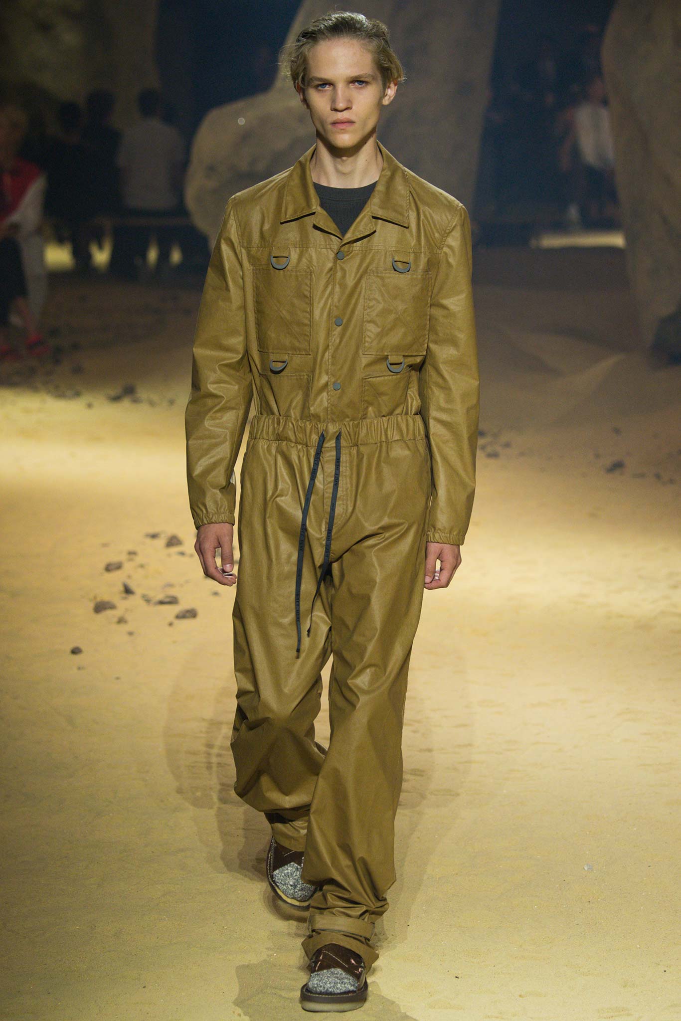Kenzo S/S 16 Menswear Look 22