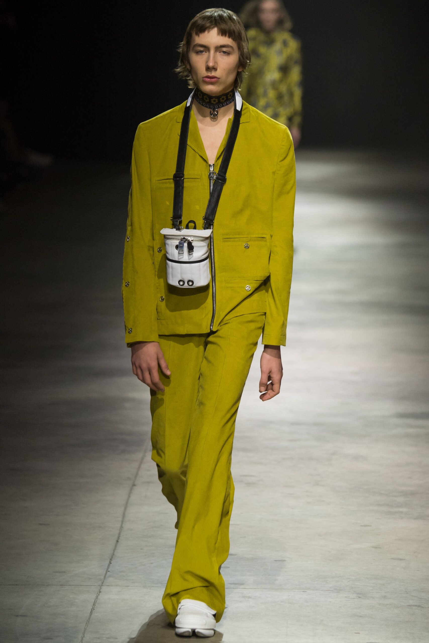 Kenzo F/W 16 Menswear Look 30