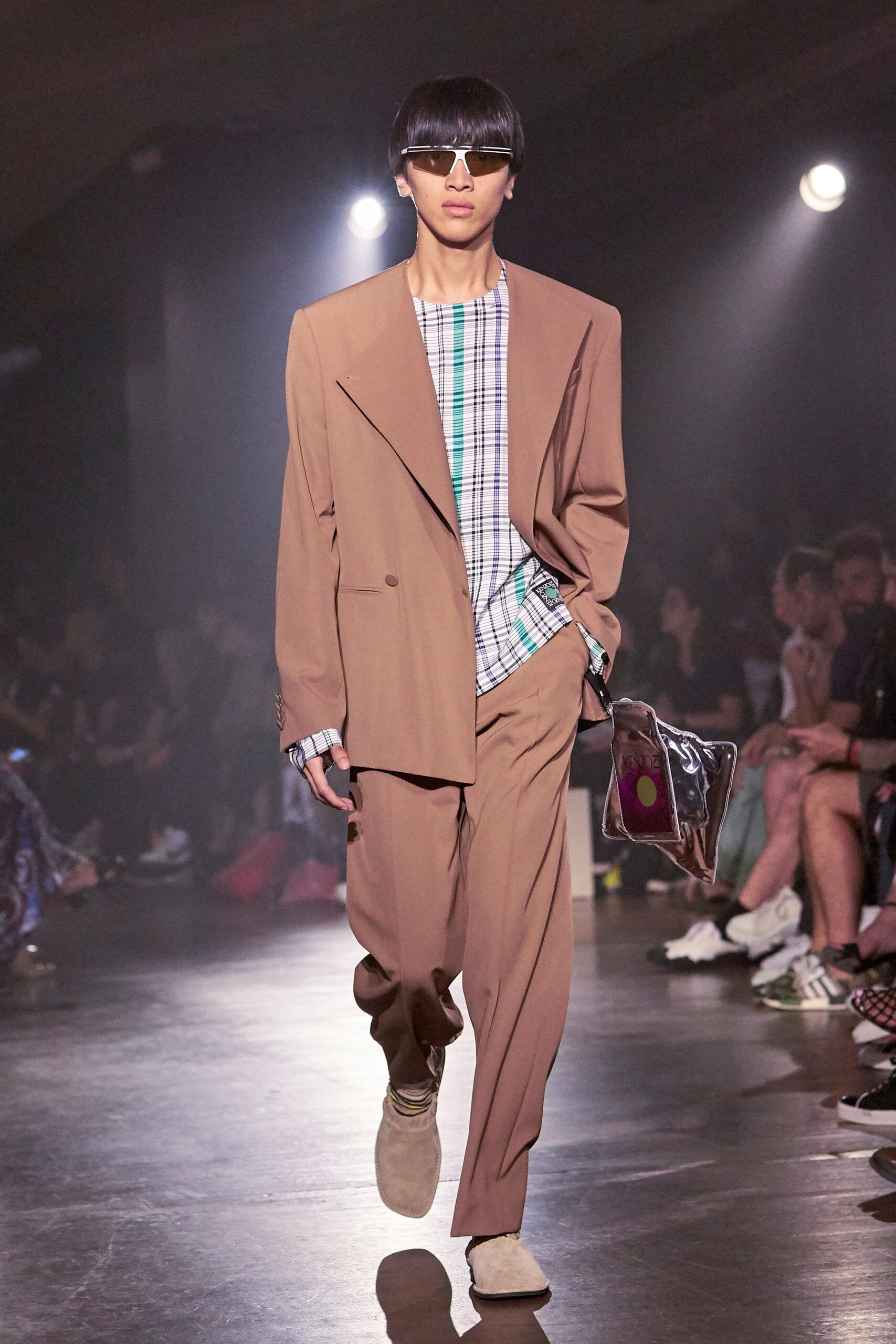 Kenzo S/S 19 Menswear Look 30