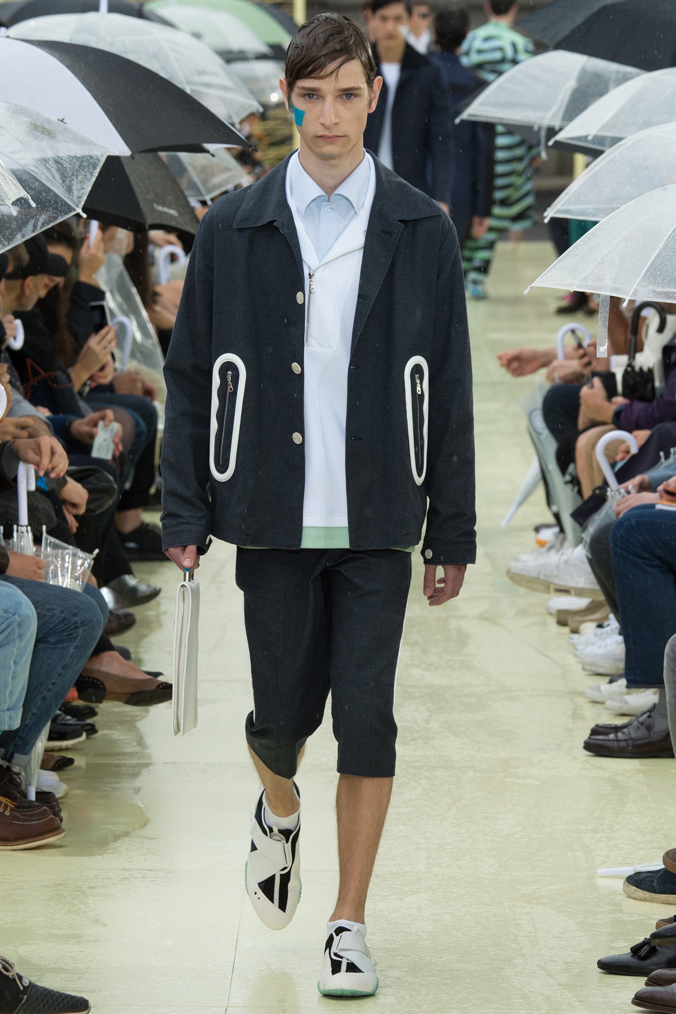 Kenzo S/S 15 Menswear Look 38