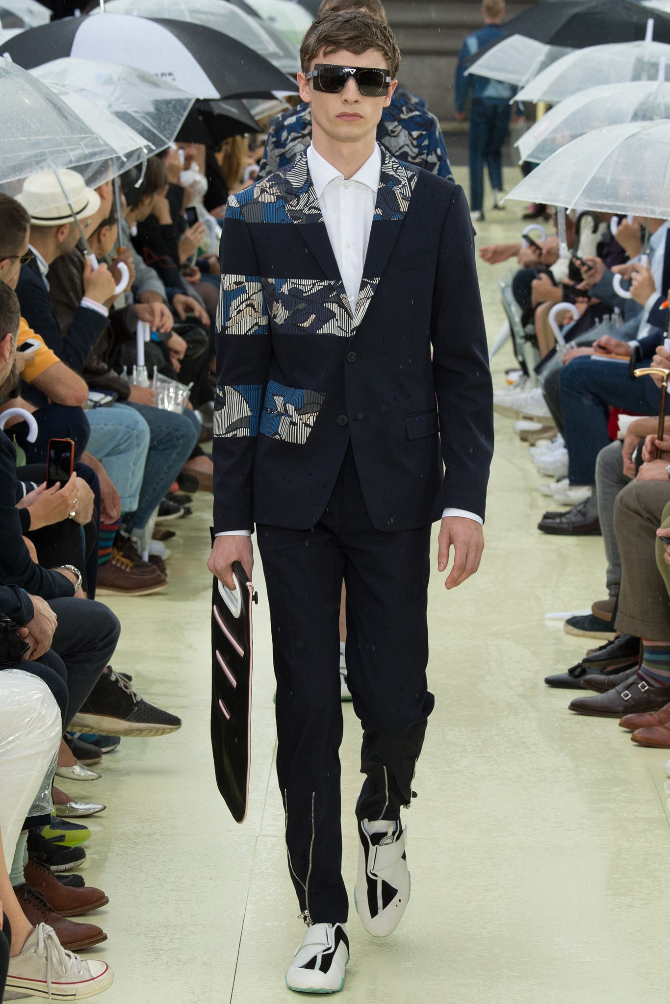 Kenzo S/S 15 Menswear Look 41