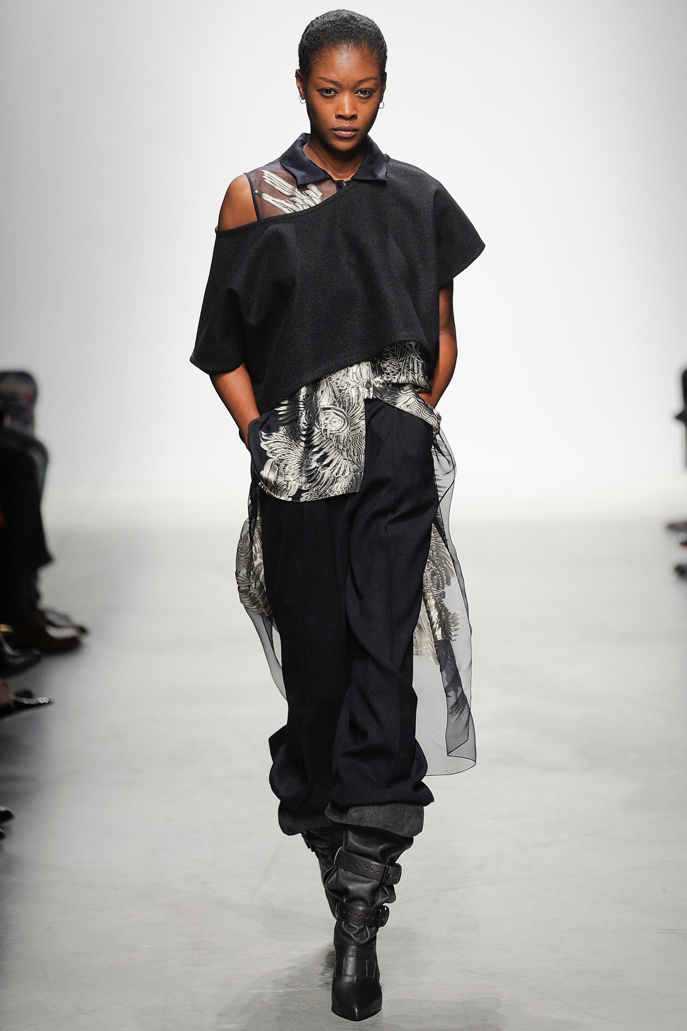 Leonard Paris F/W 14 Look 17