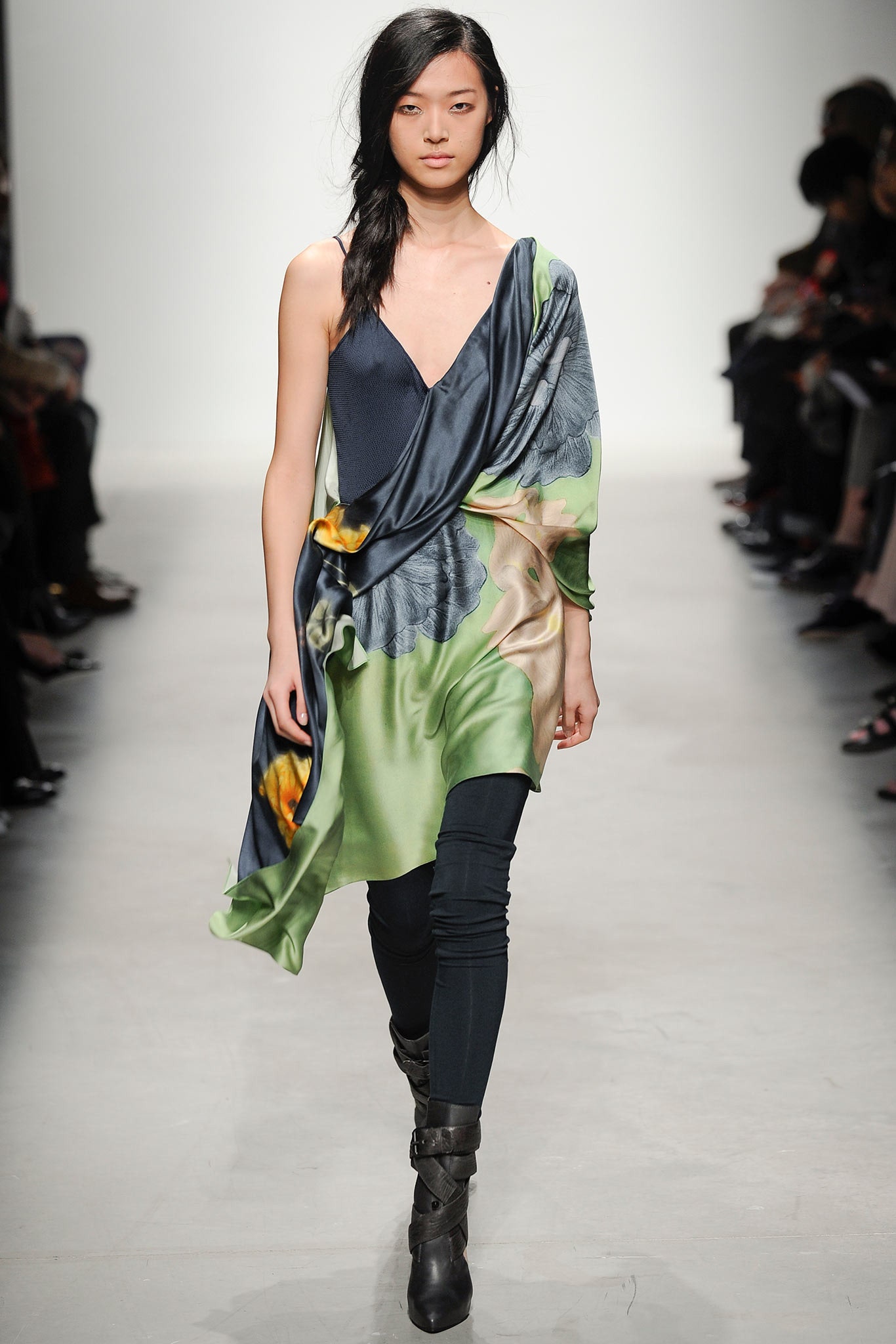 Leonard Paris F/W 14 Look 21