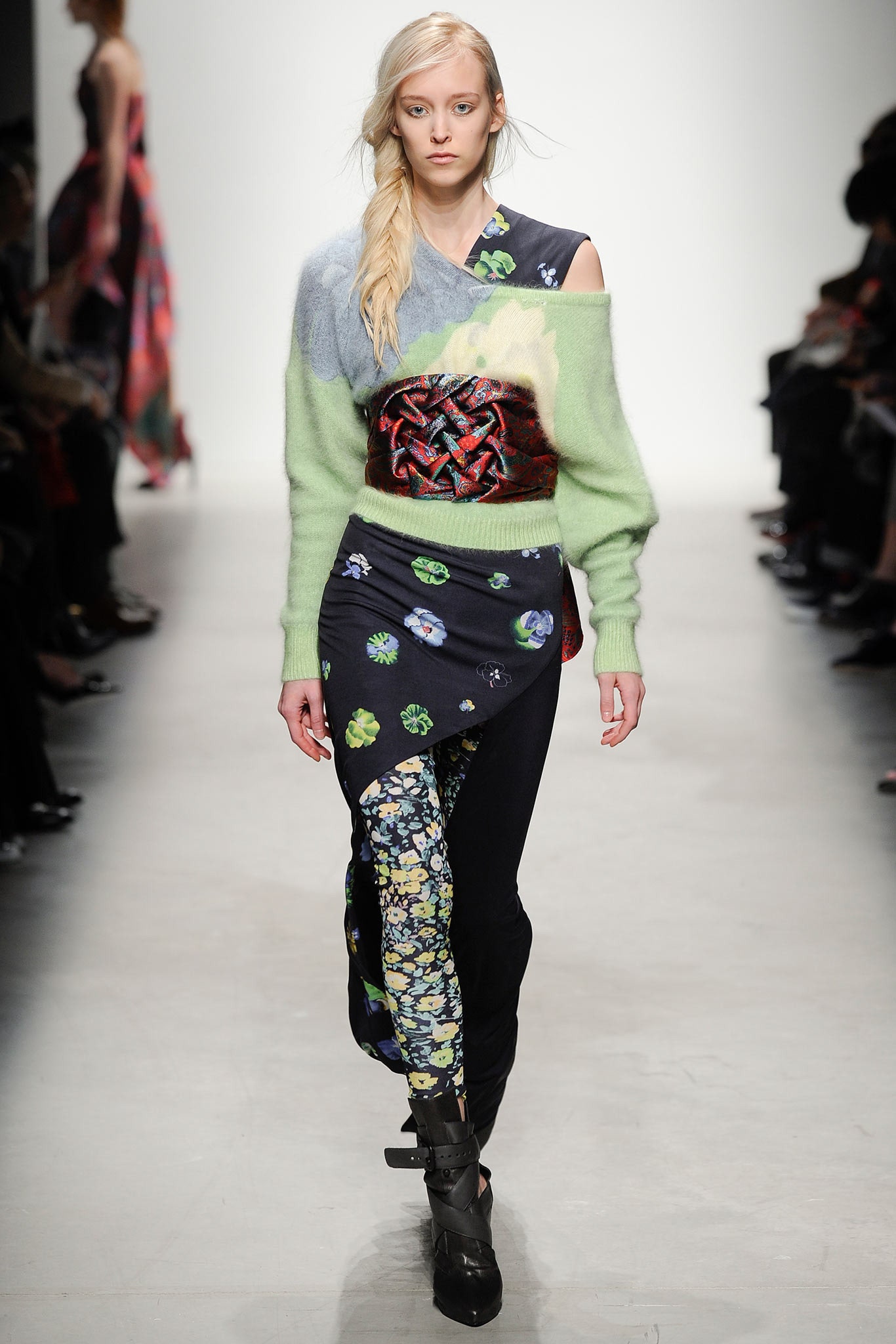 Leonard Paris F/W 14 Look 22