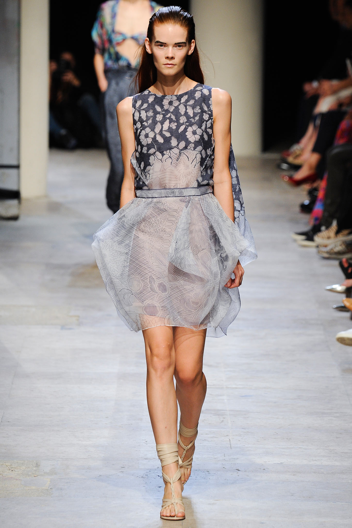 Leonard Paris Spring 2015 Ready-to-Wear