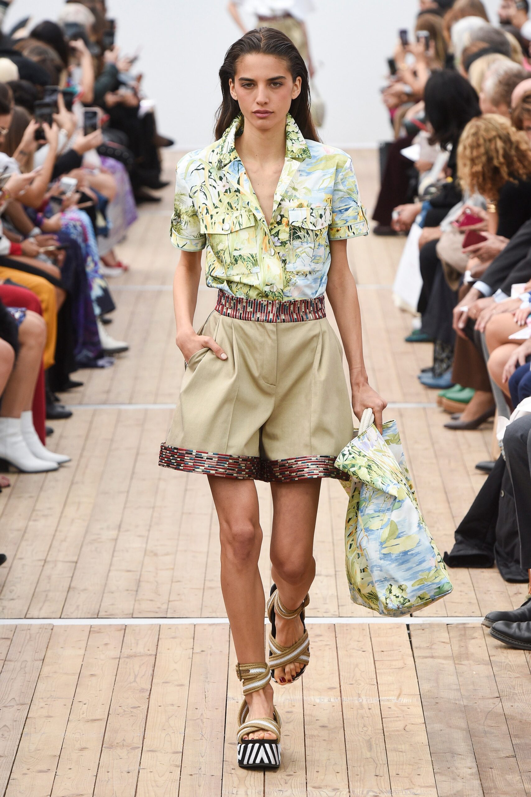Leonard Paris S/S 19 Look 2