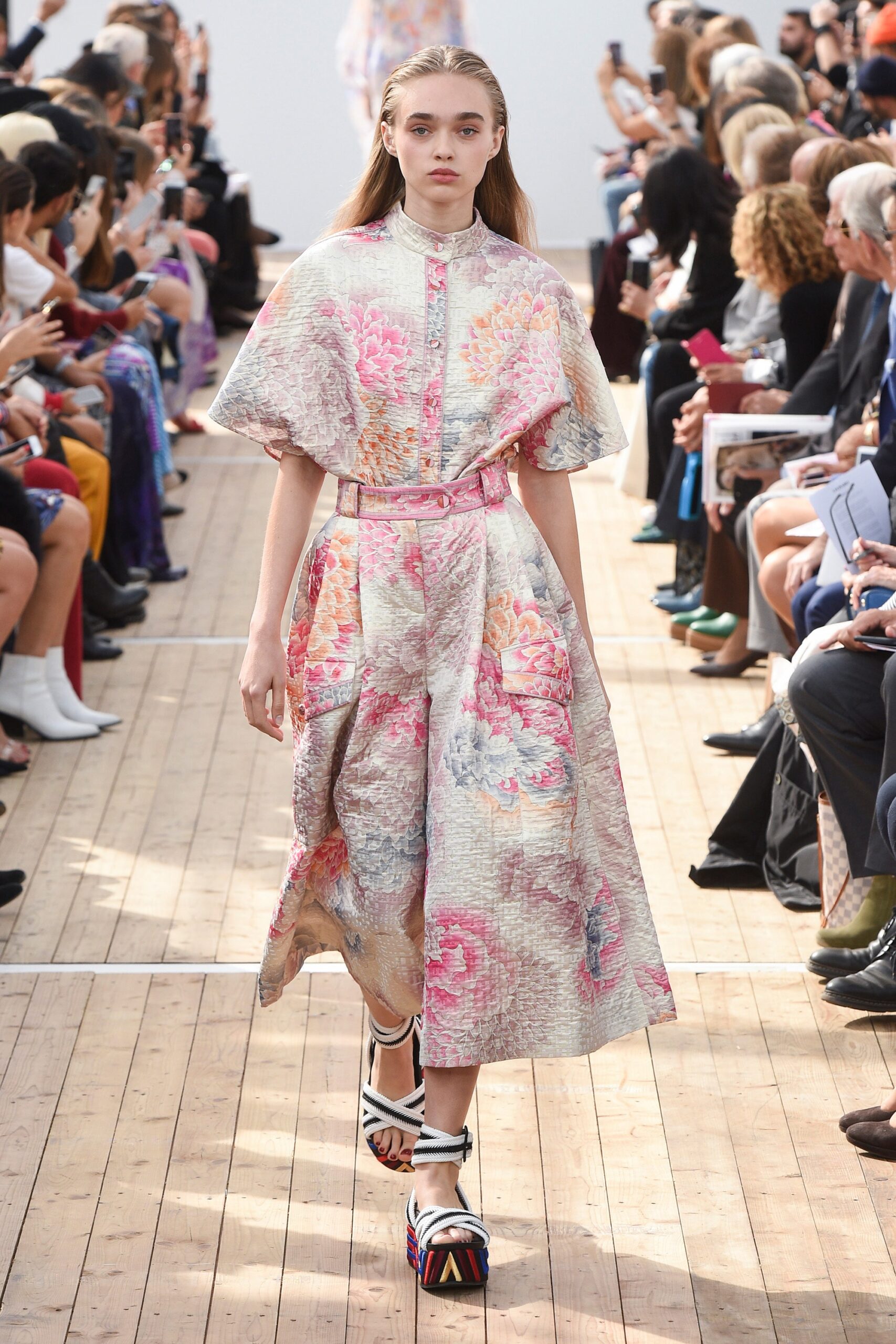 Leonard Paris S/S 19 Look 6