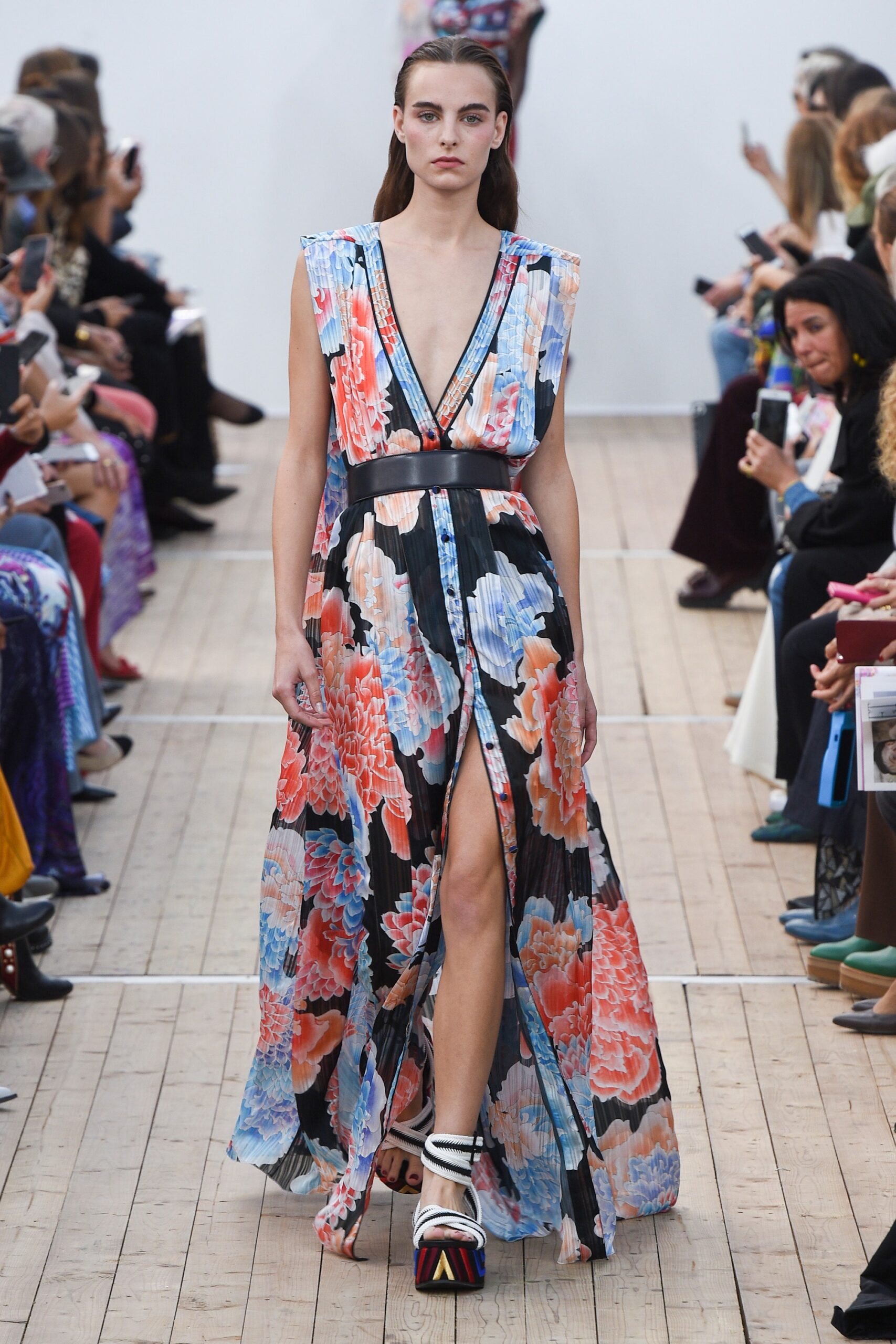 Leonard Paris S/S 19 Look 8