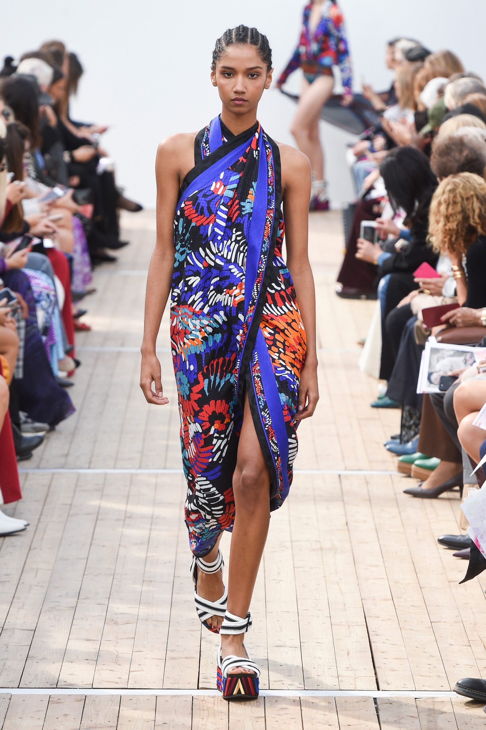 Leonard Paris S/S 19 Look 16