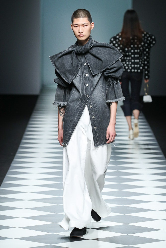Kiok Seoul S/S 18 Look 4