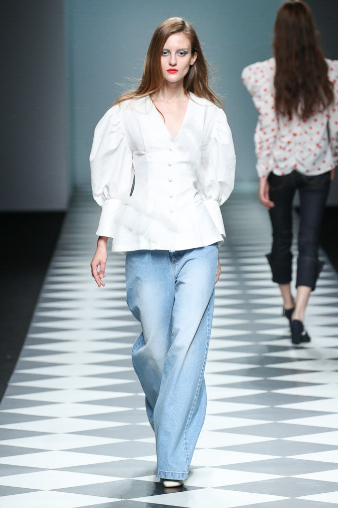 Kiok Seoul S/S 18 Look 14