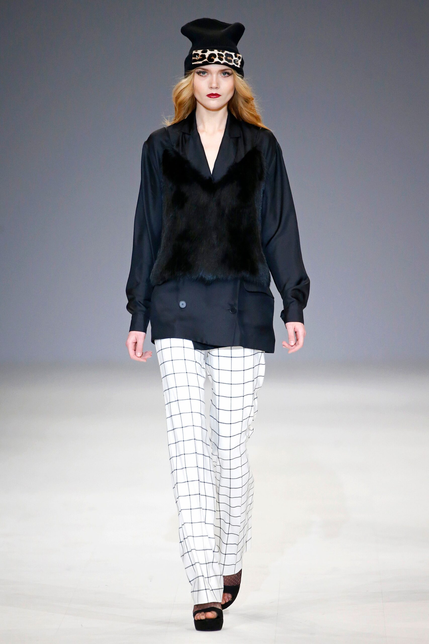 Katerina Kvit Ukraine F/W 16 Look 15