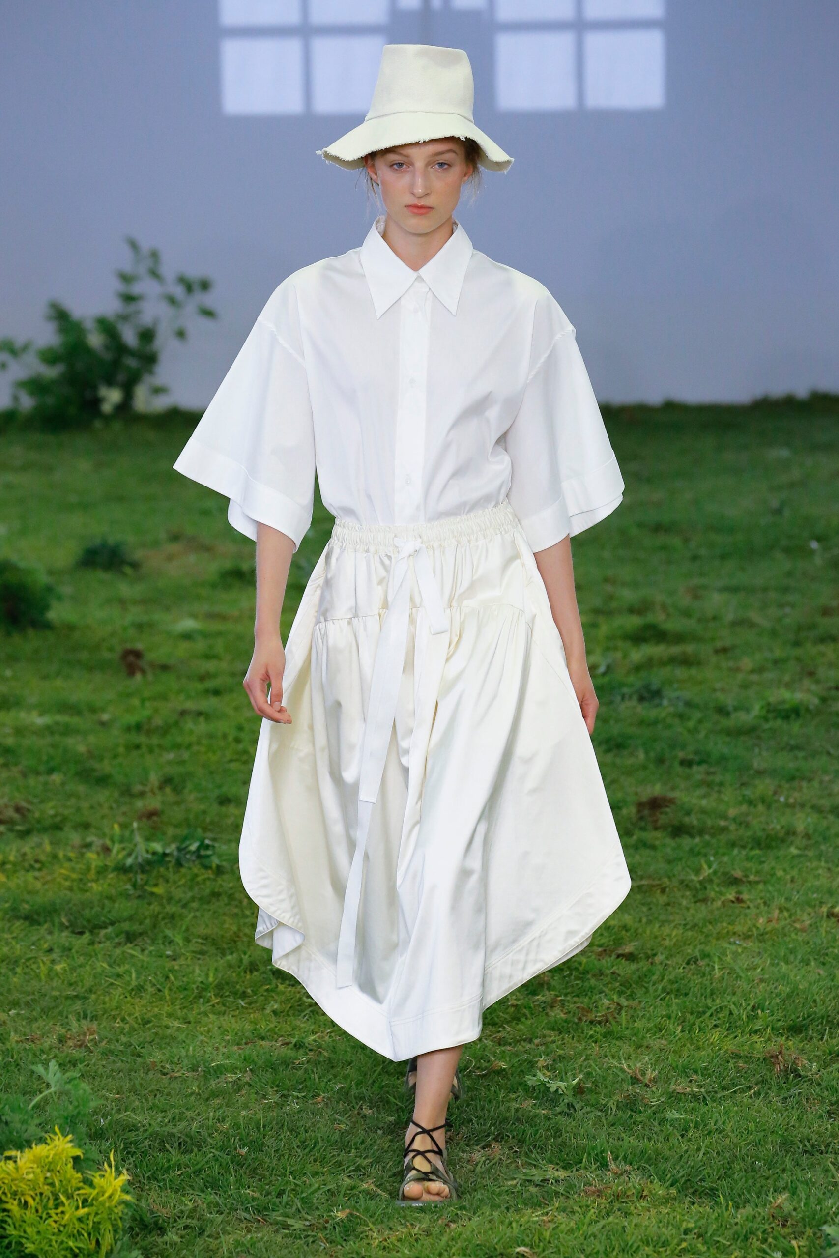 Lee Mathews Australia Resort 19 Look 1