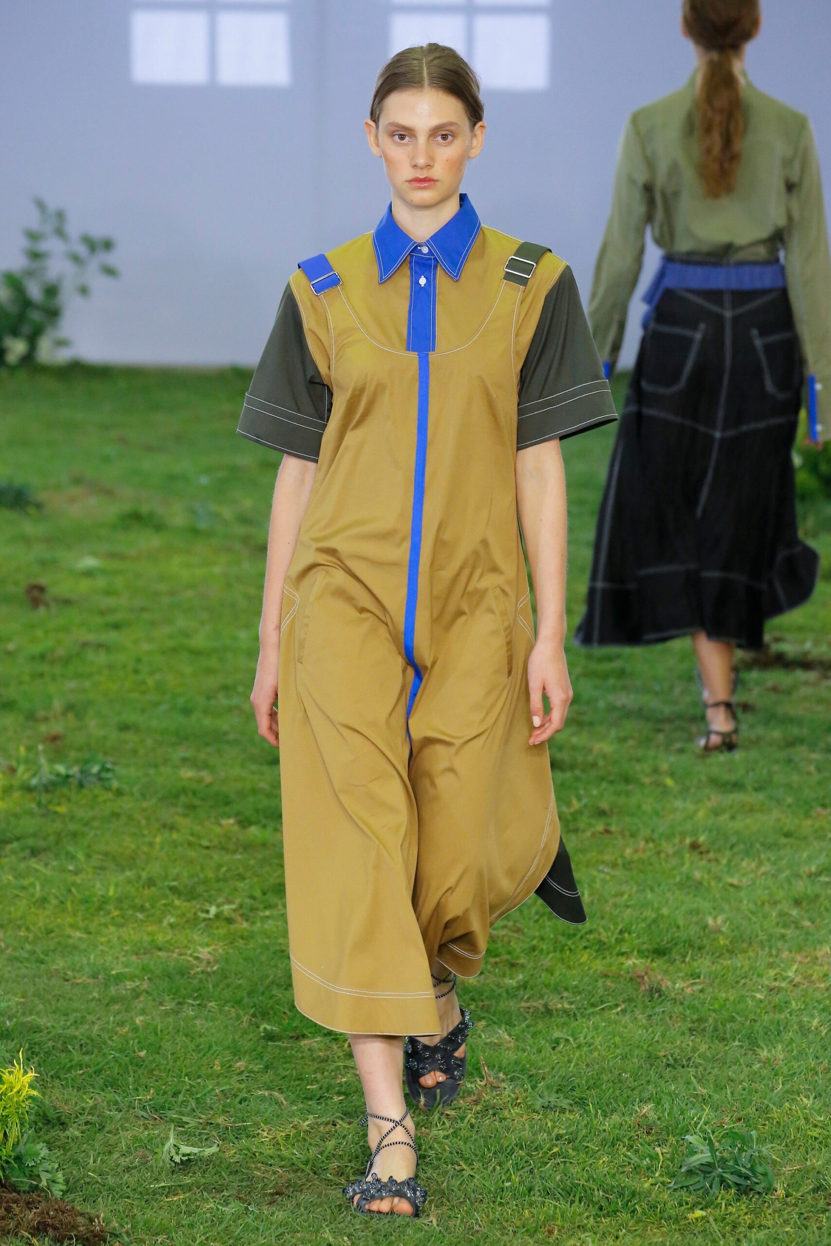 Lee Mathews Australia Resort 19 Look 6