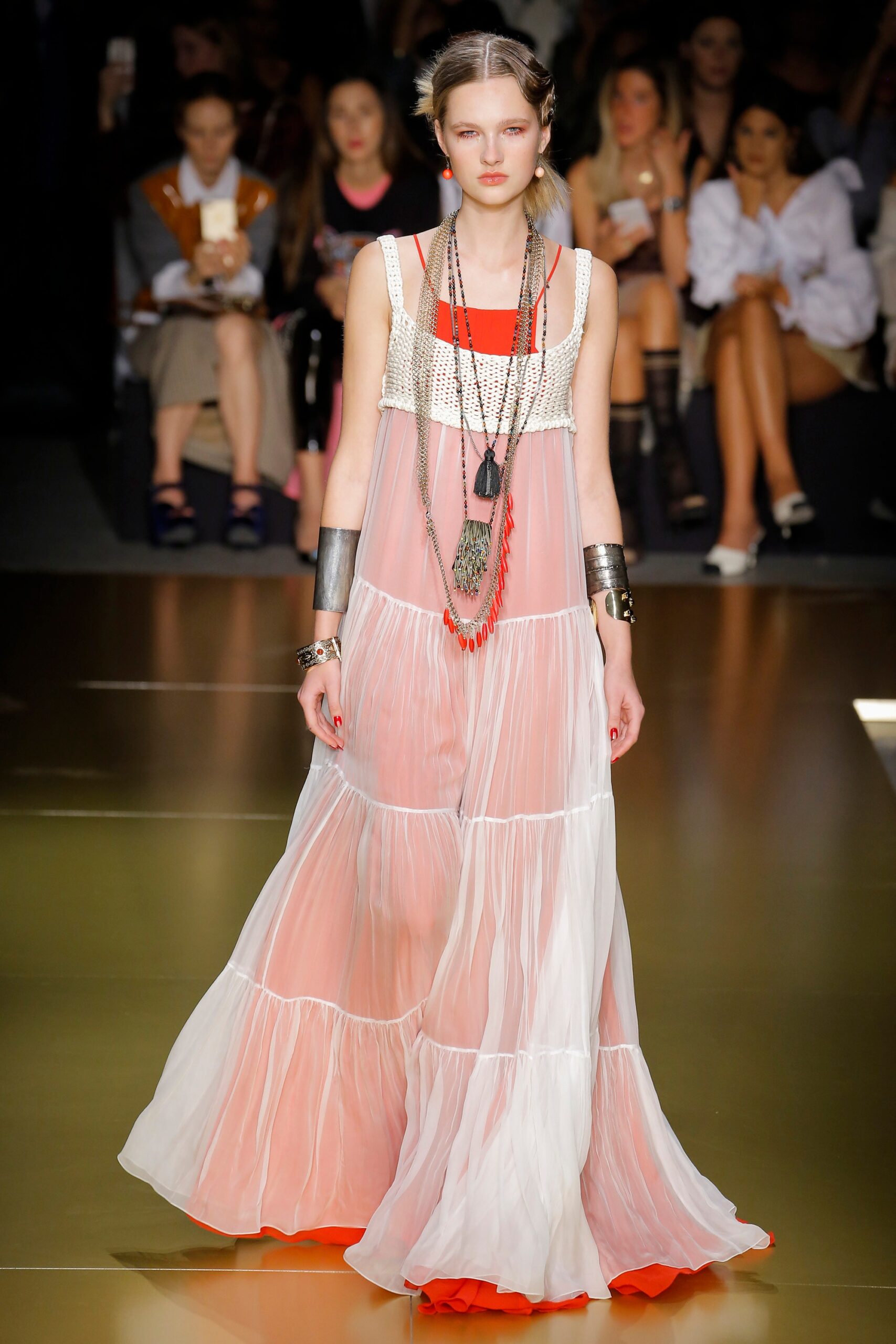 Les Copains Spring 2018 Ready-to-Wear