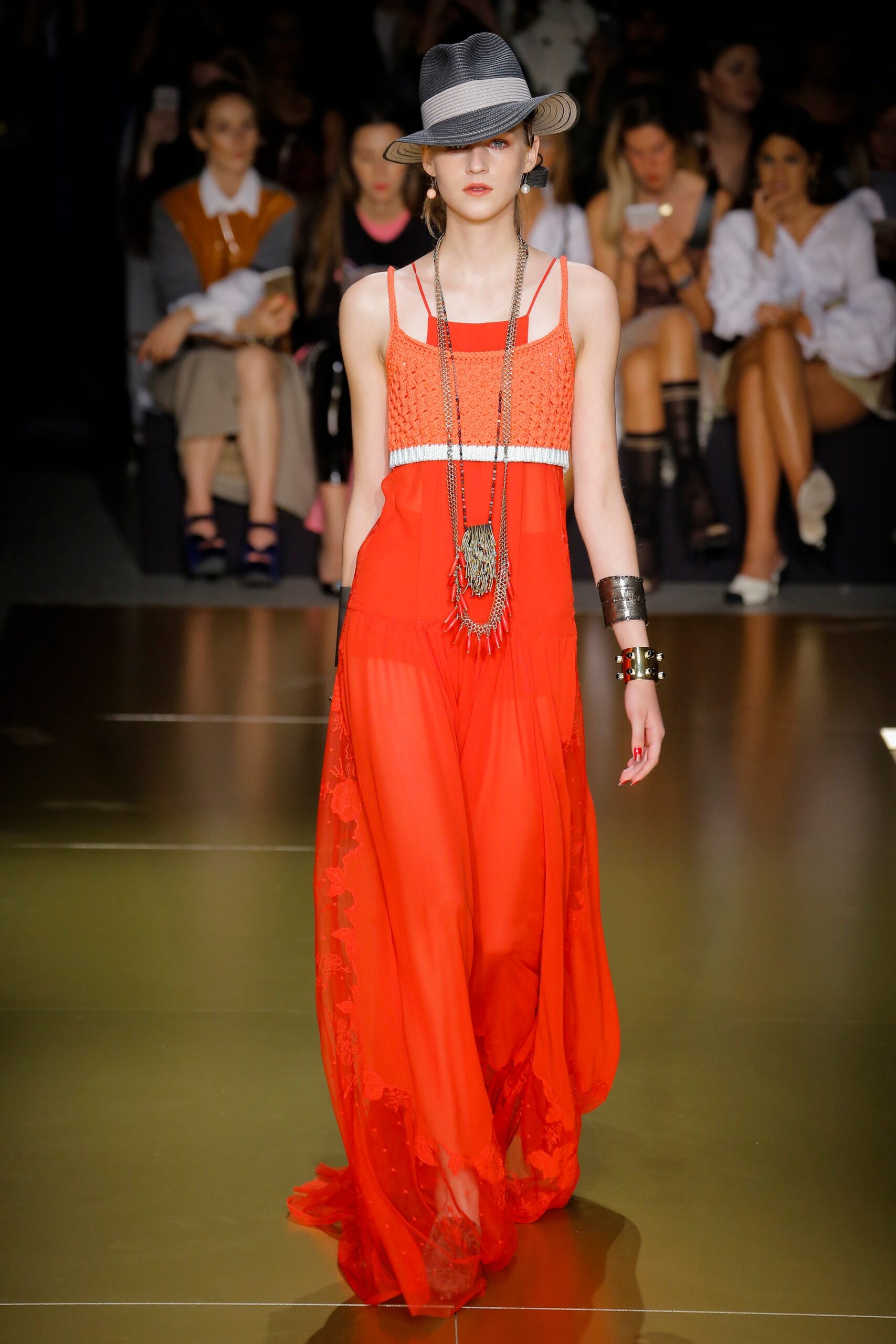 Les Copains S/S 18 Look 2