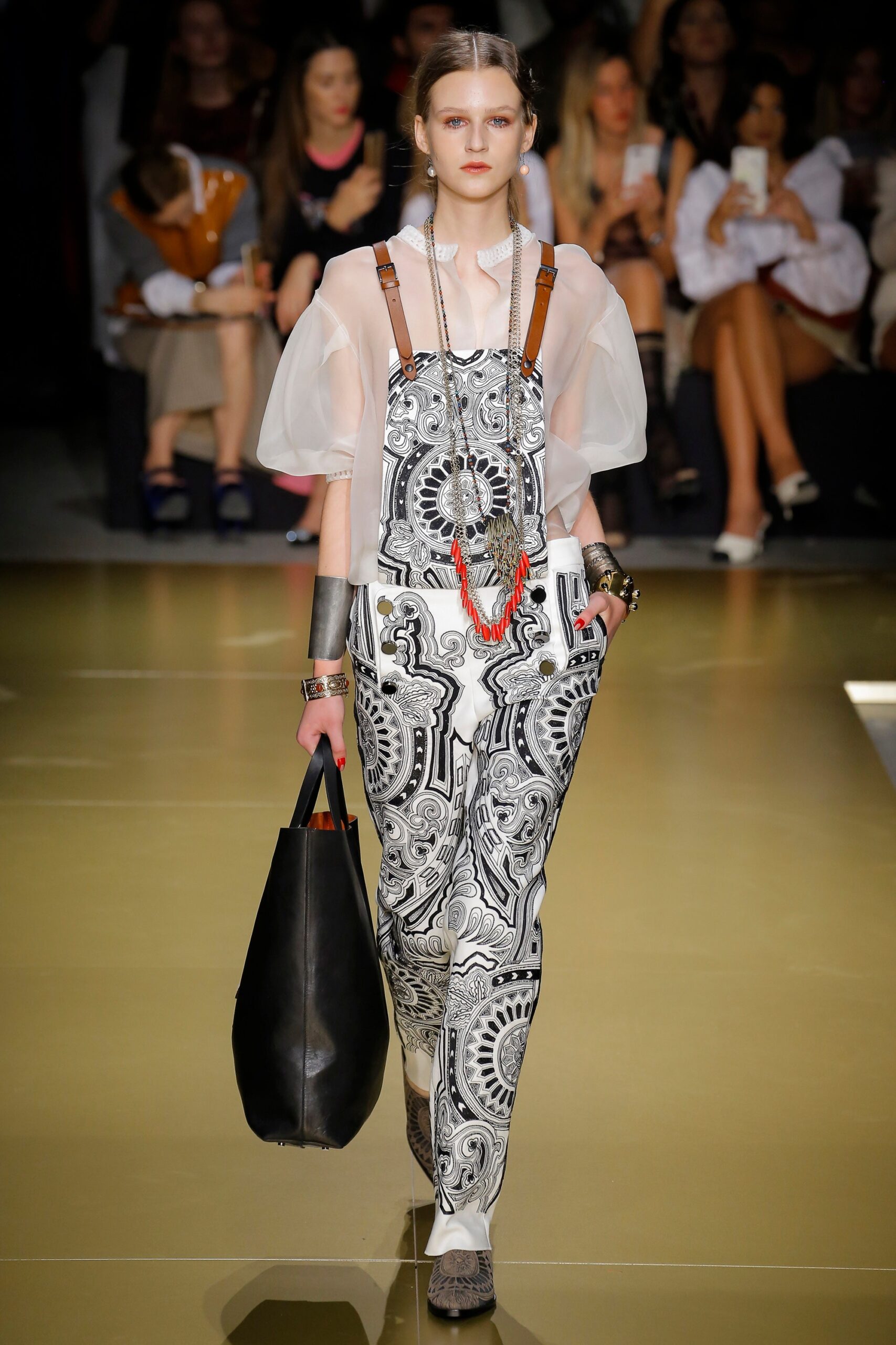 Les Copains S/S 18 Look 17