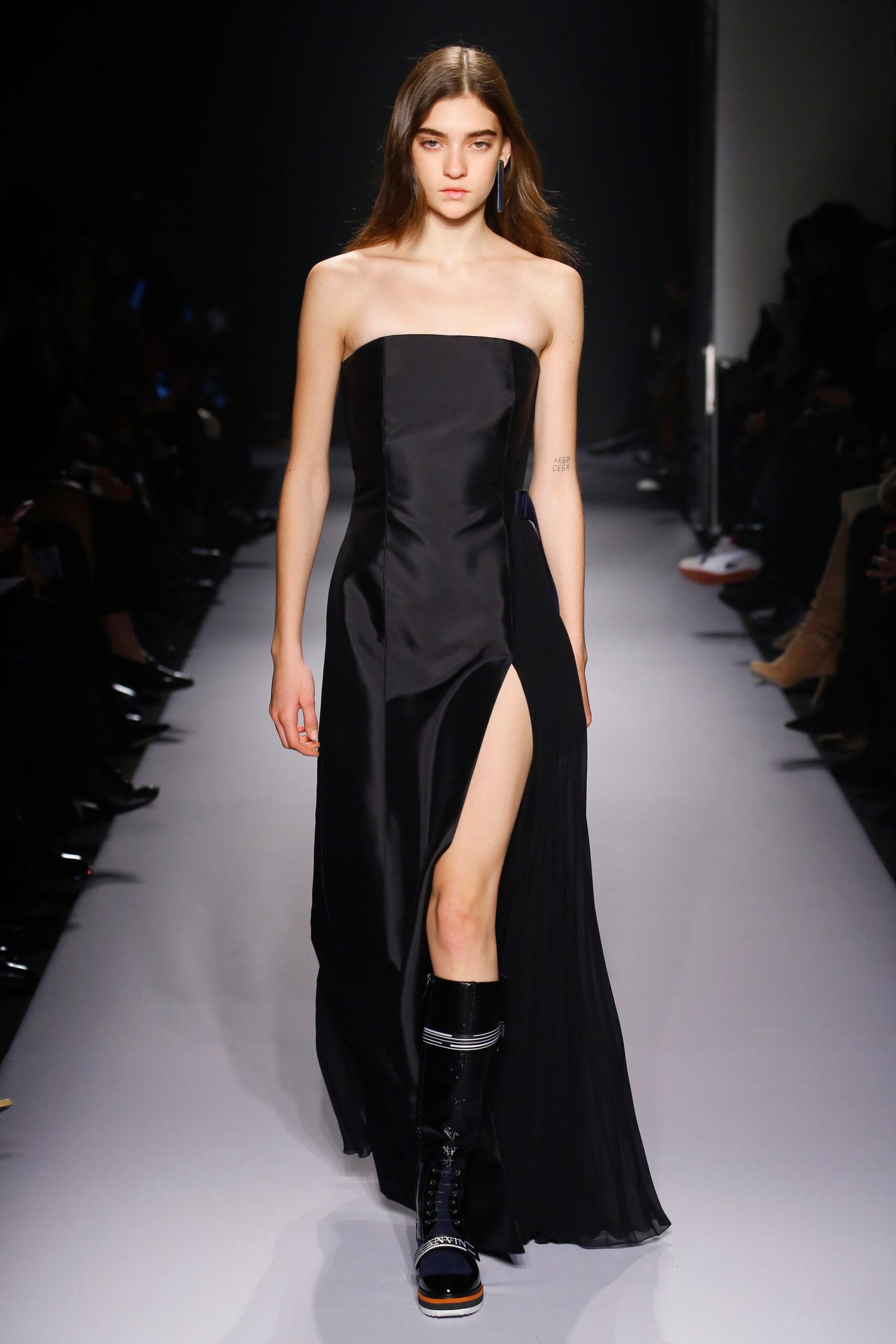 Lanvin F/W 18 Look 9