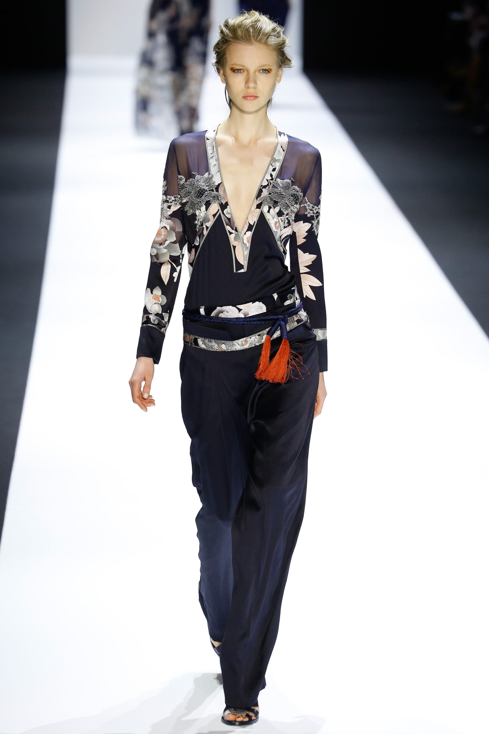 Leonard Paris F/W 16 Look 20