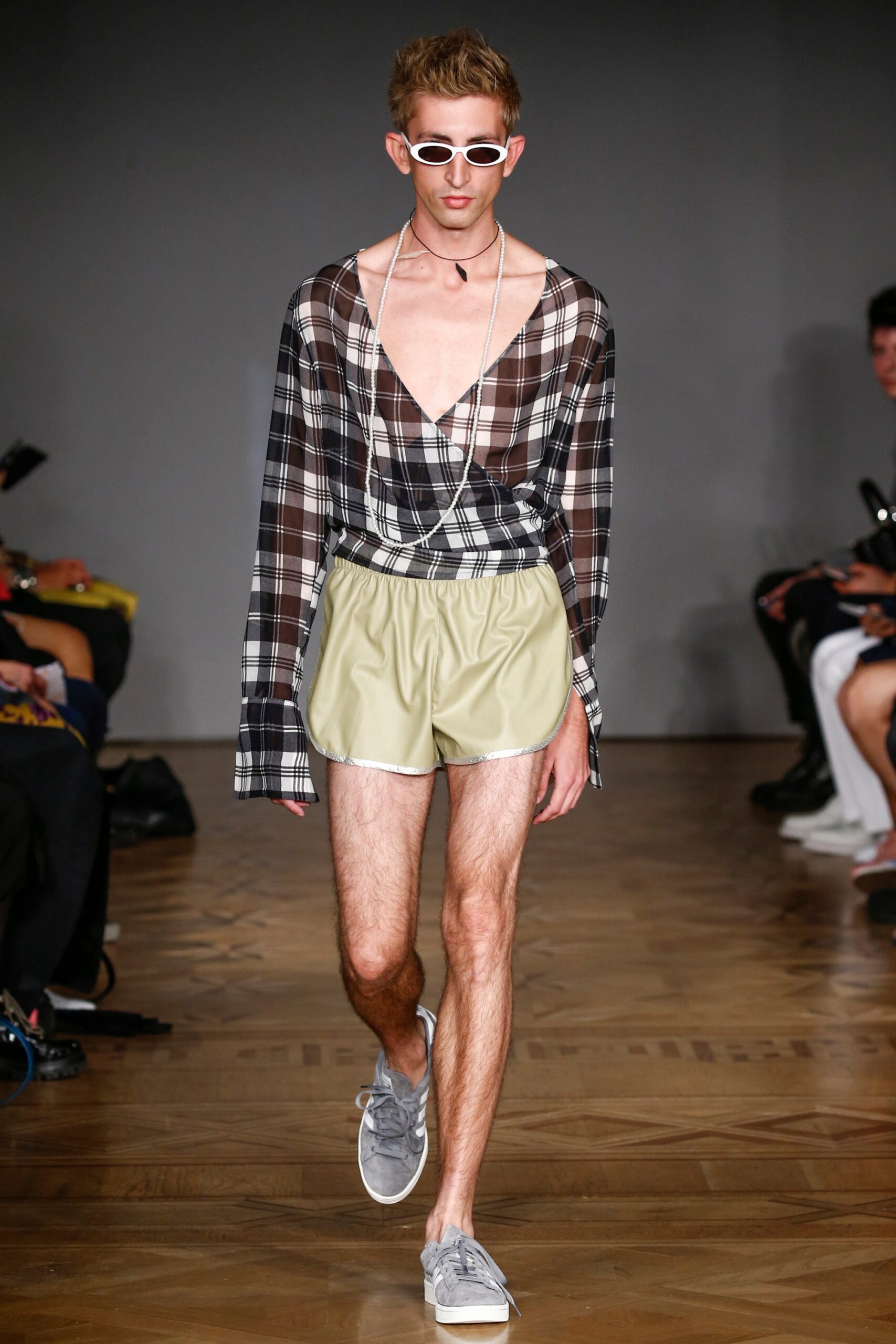 Lazoschmidl Stockholm S/S 18 Look 10