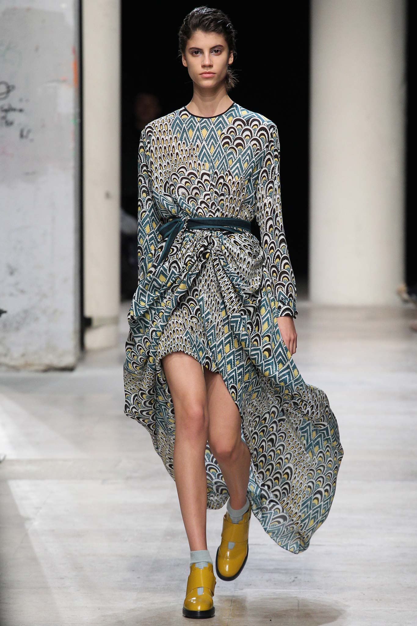 Leonard Paris F/W 15 Look 3