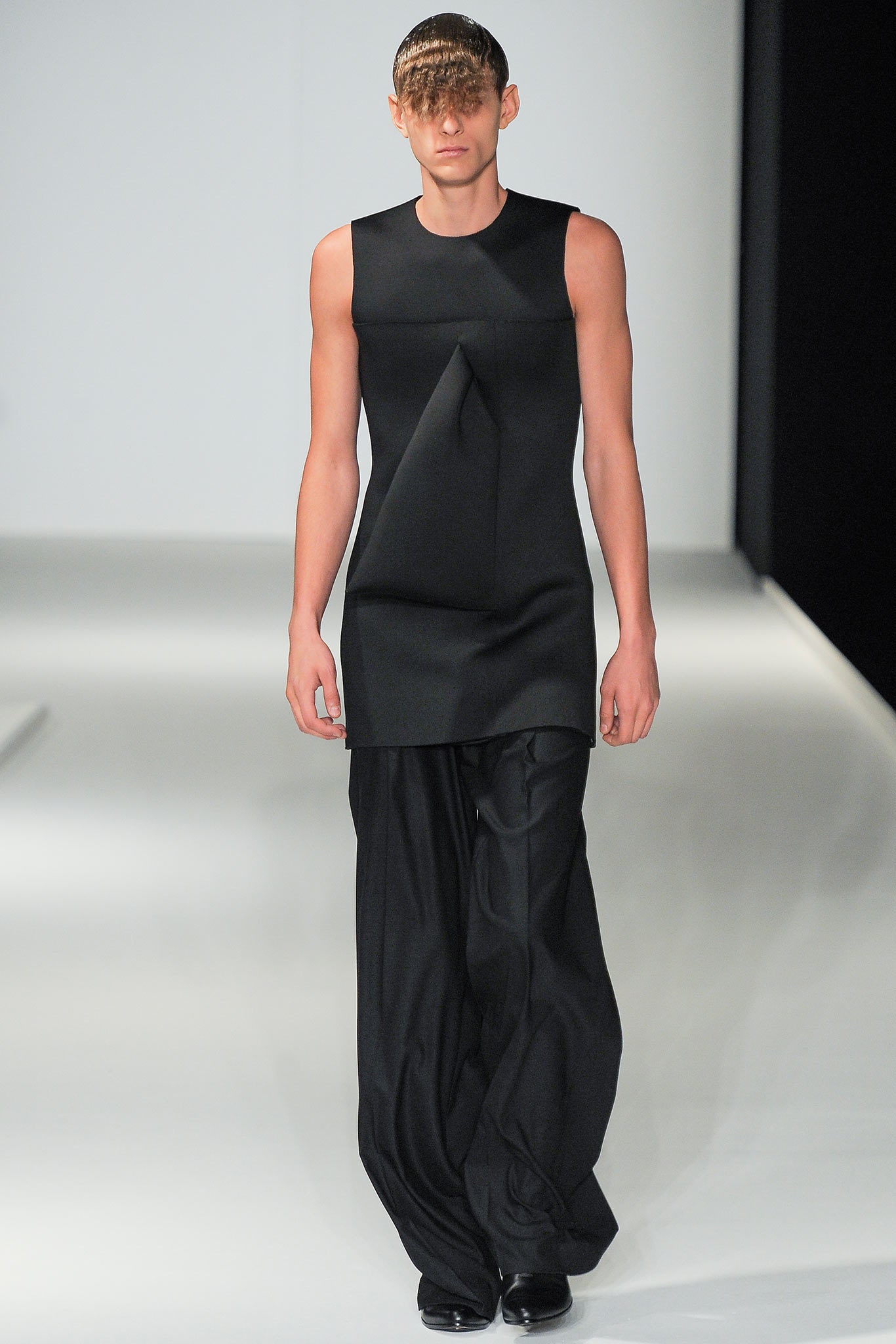 JW Anderson S/S 14 Menswear Look 4