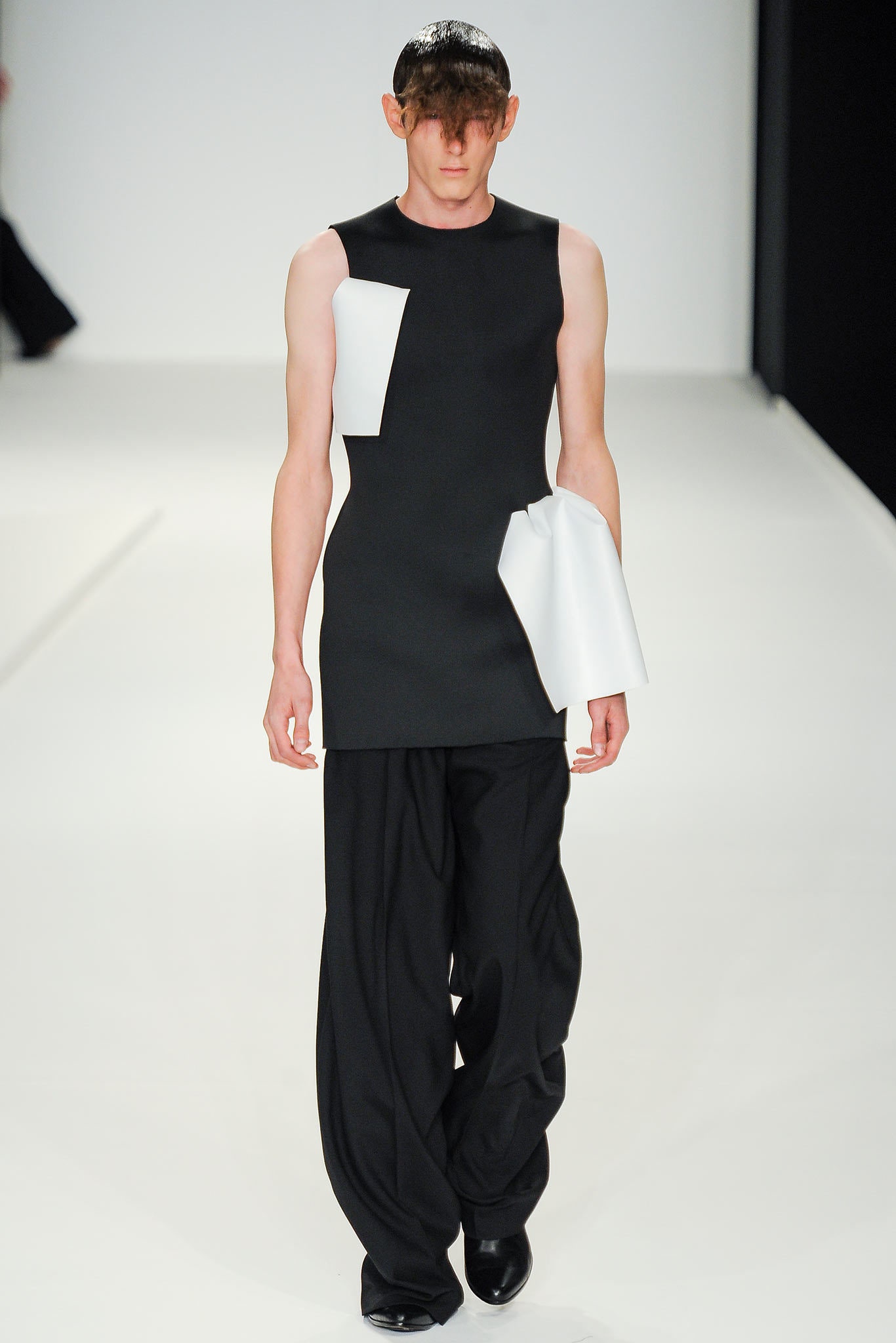 JW Anderson S/S 14 Menswear Look 10