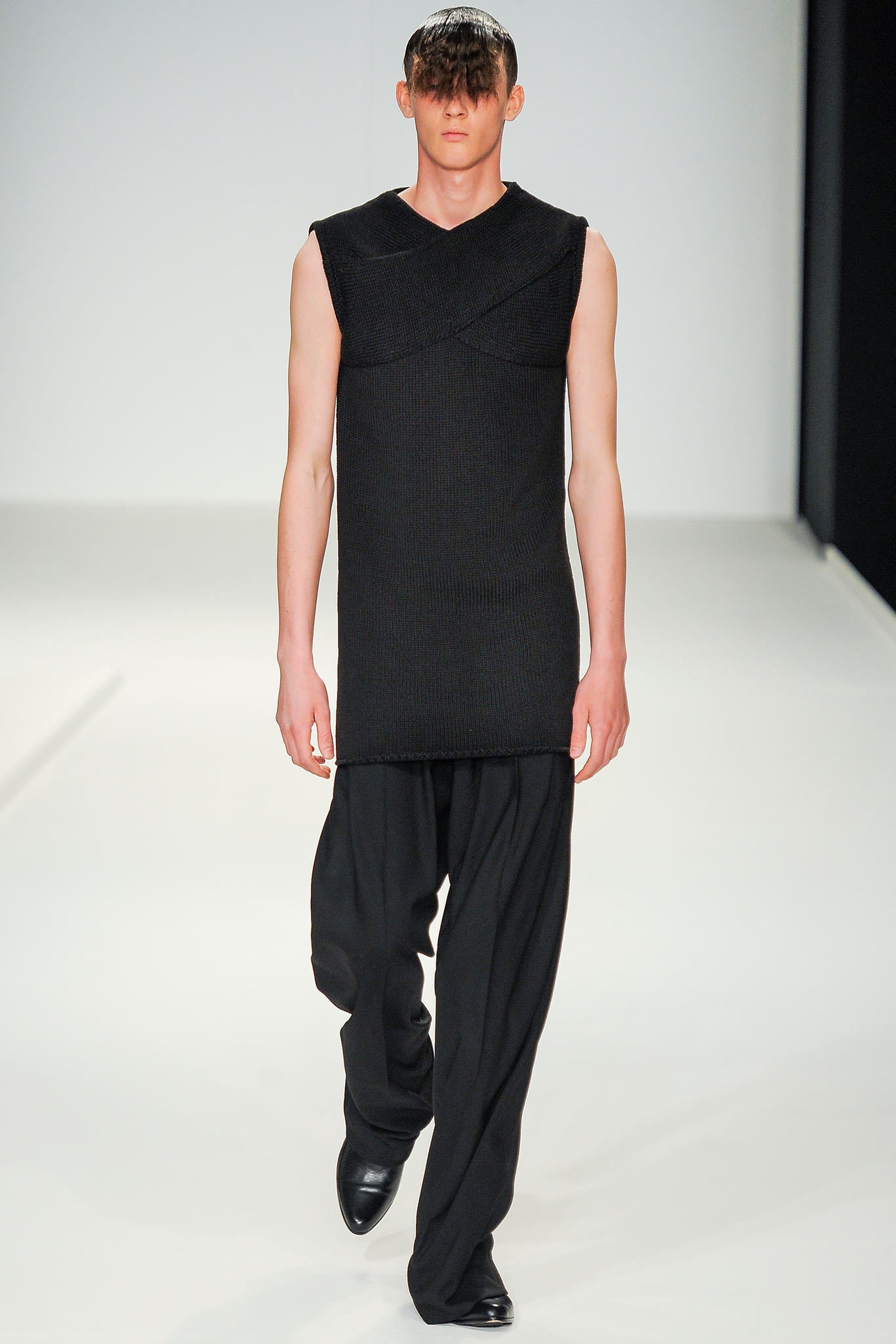 JW Anderson S/S 14 Menswear Look 22