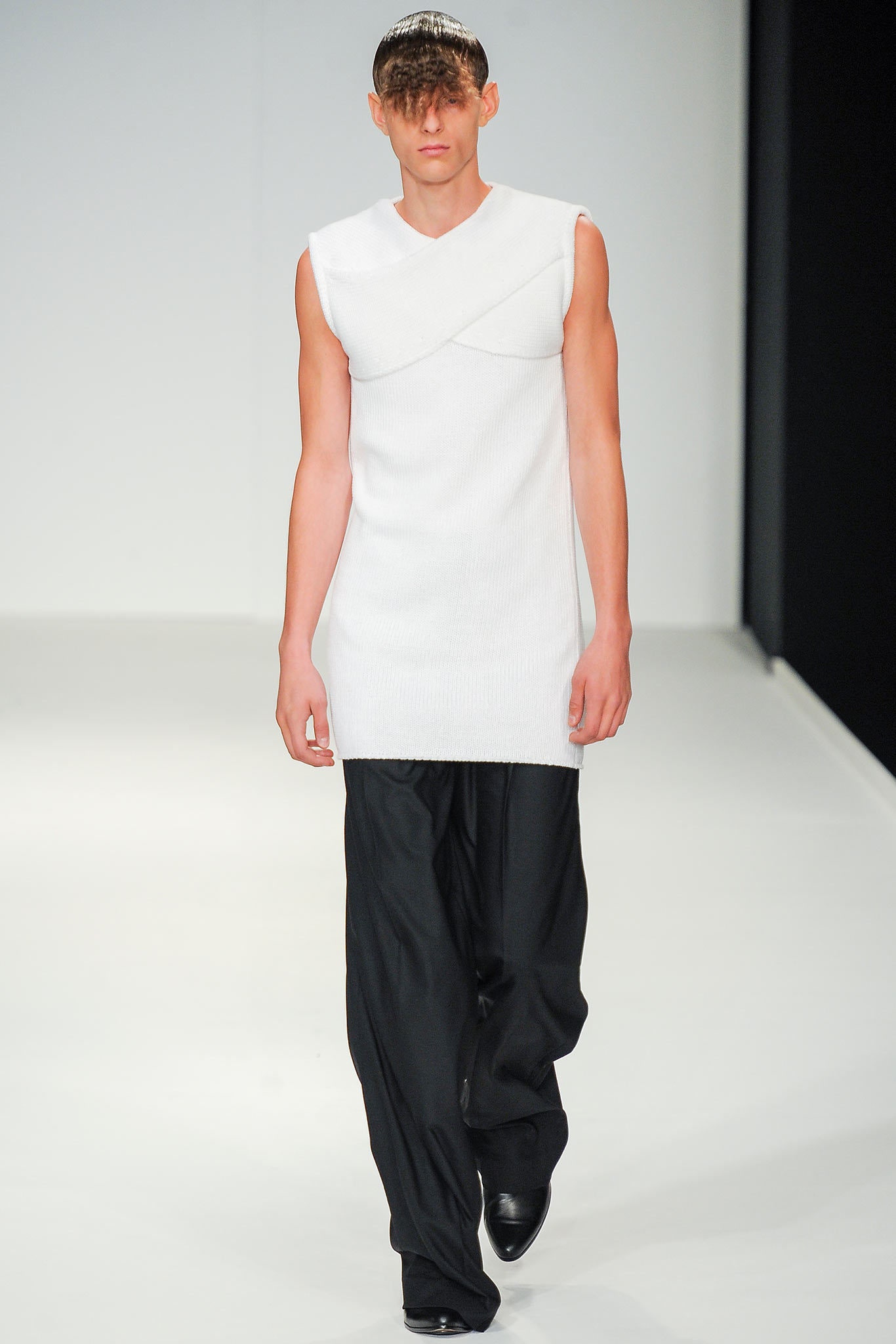 JW Anderson S/S 14 Menswear Look 23