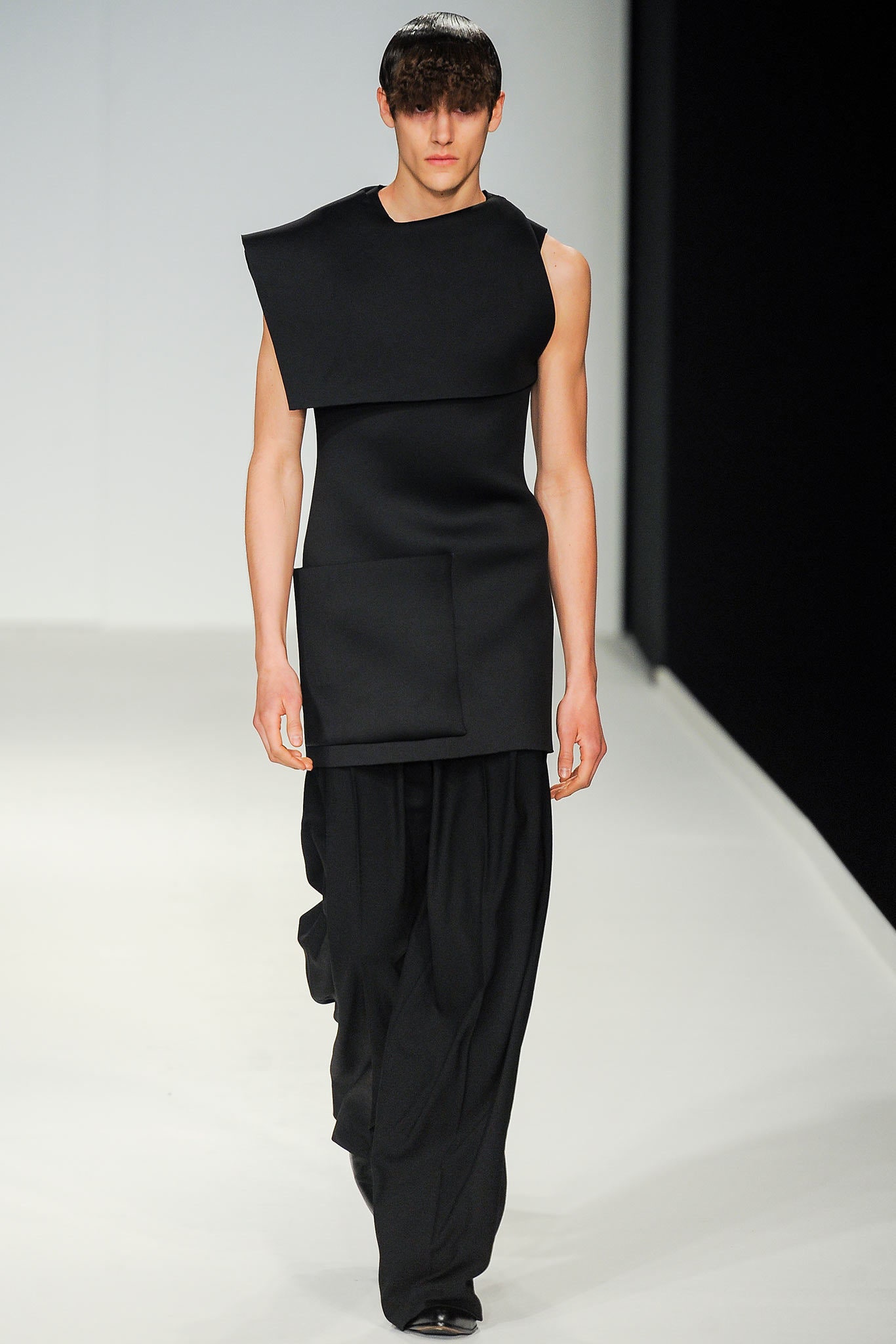 JW Anderson S/S 14 Menswear Look 24