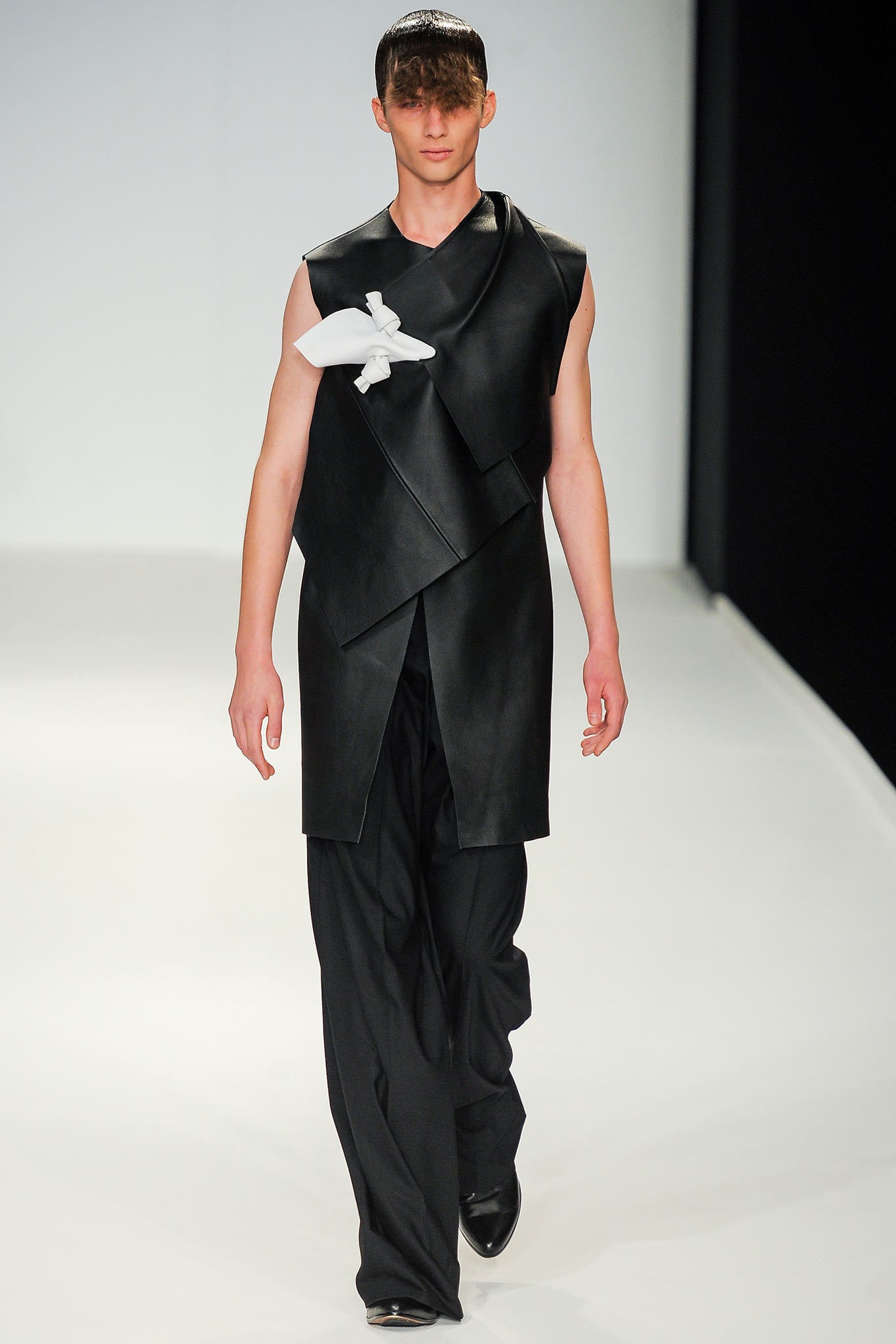 JW Anderson S/S 14 Menswear Look 27