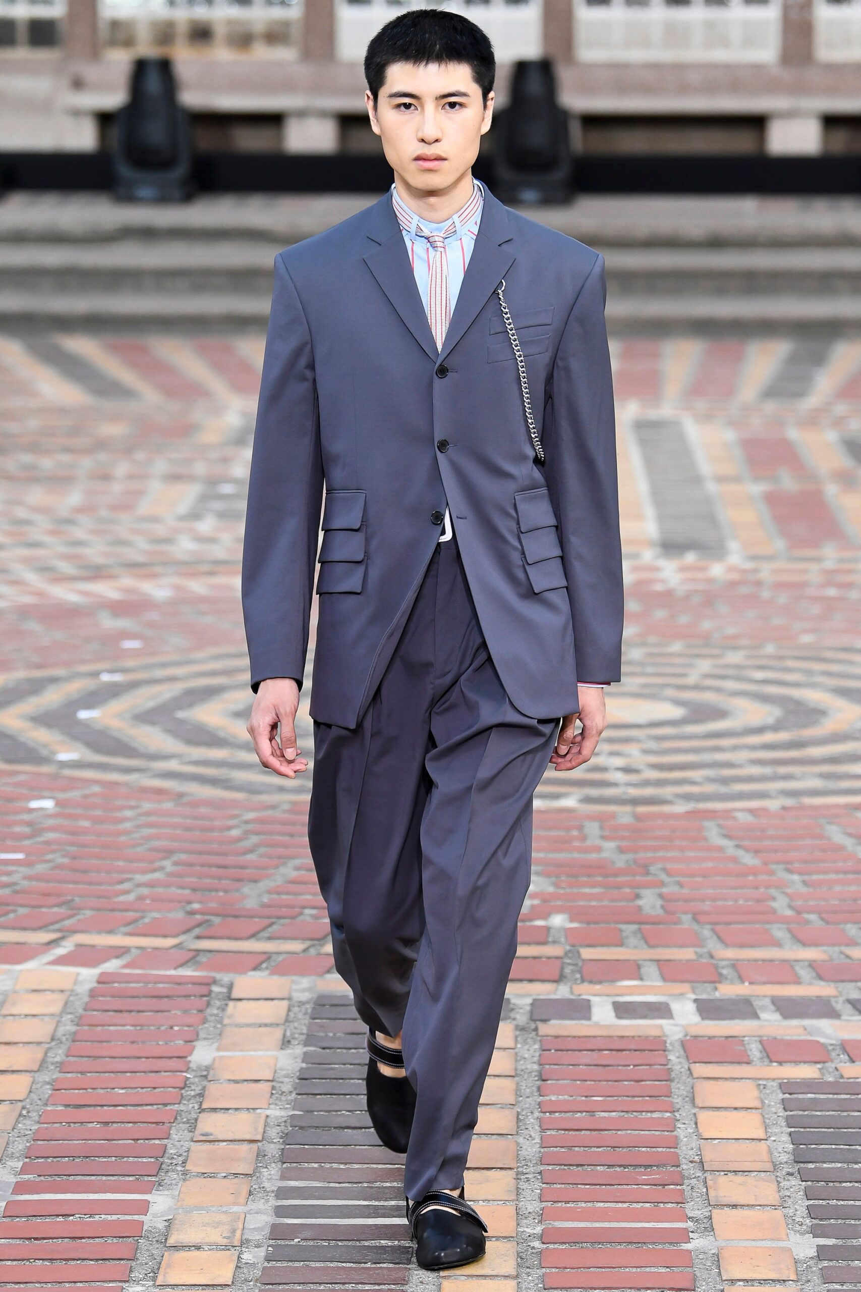 Kenzo S/S 18 Menswear Look 1