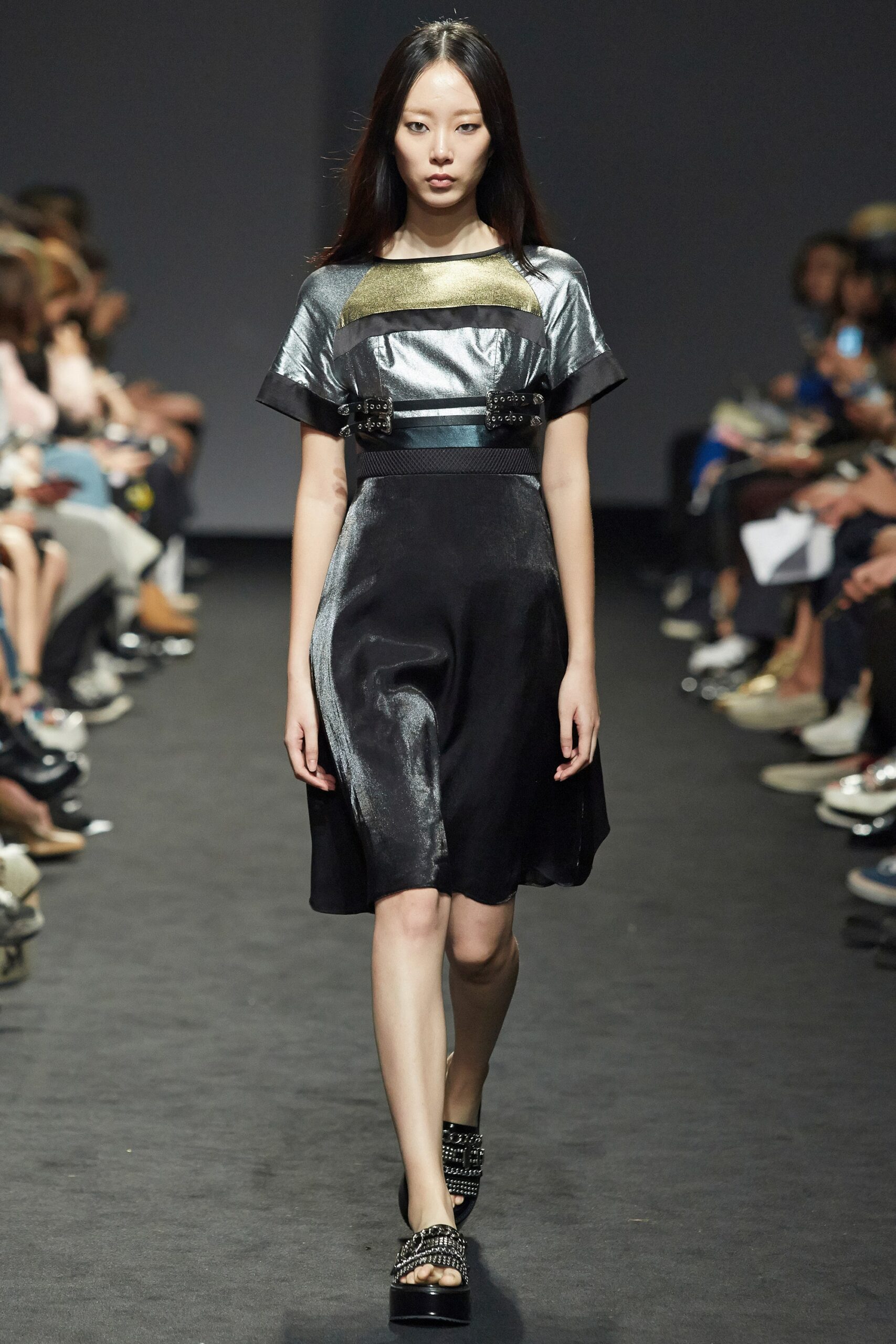 Kaal E.Suktae Seoul S/S 16 Look 11