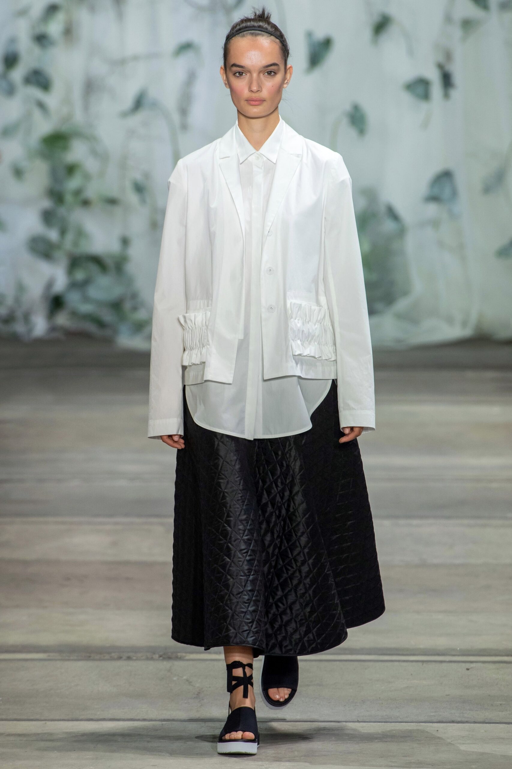 Lee Mathews Australia Resort 20 Look 1